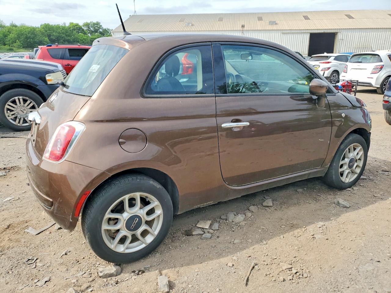 2015 Fiat 500 Pop Brown vin: 3C3CFFAR9FT656631
