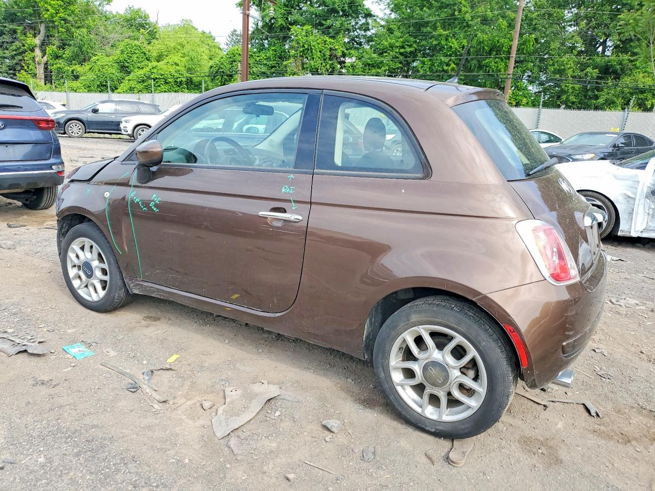 2015 Fiat 500 Pop Brown vin: 3C3CFFAR9FT656631