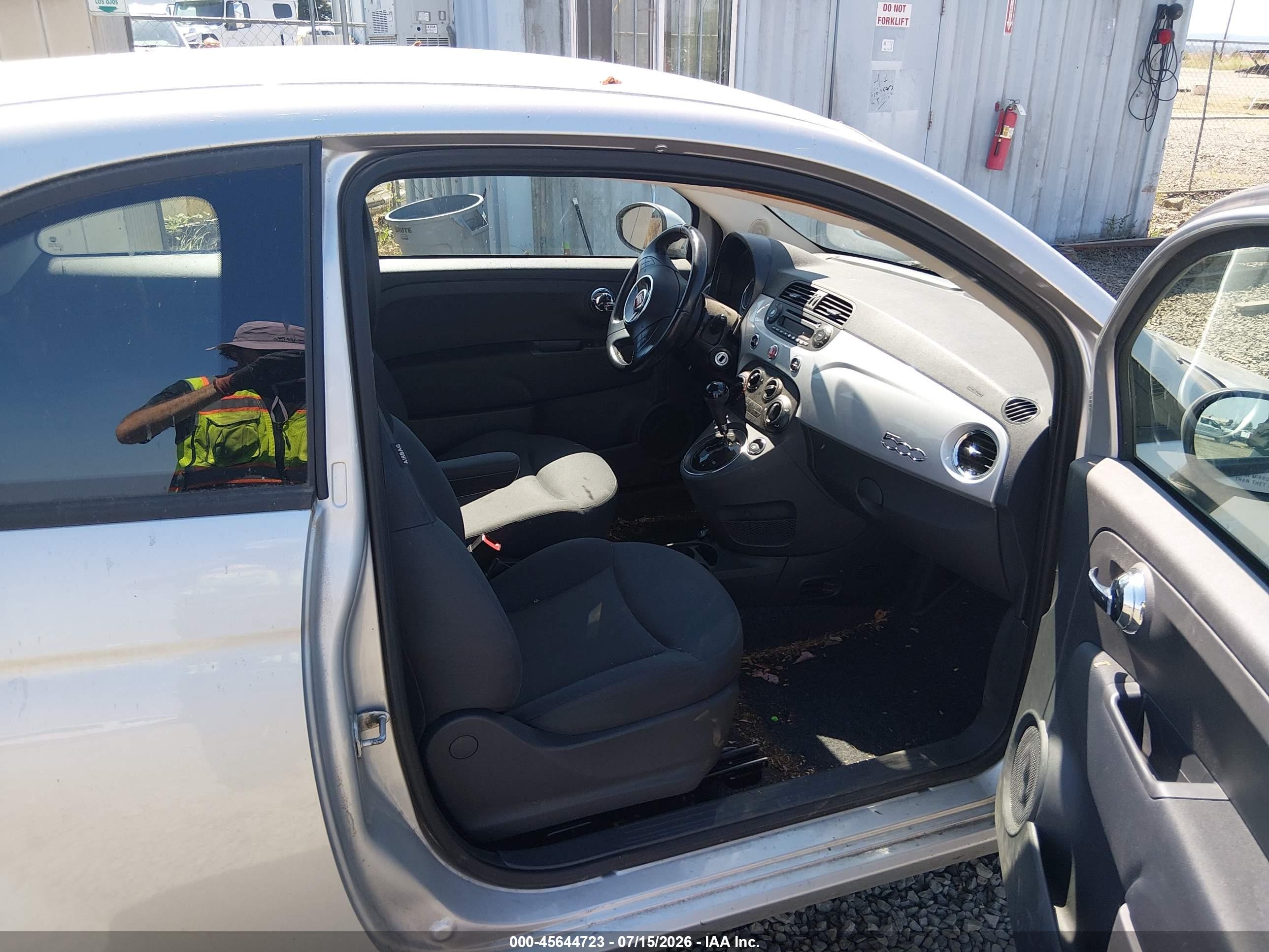 2012 Fiat 500 Pop Silver vin: 3C3CFFARXCT359783