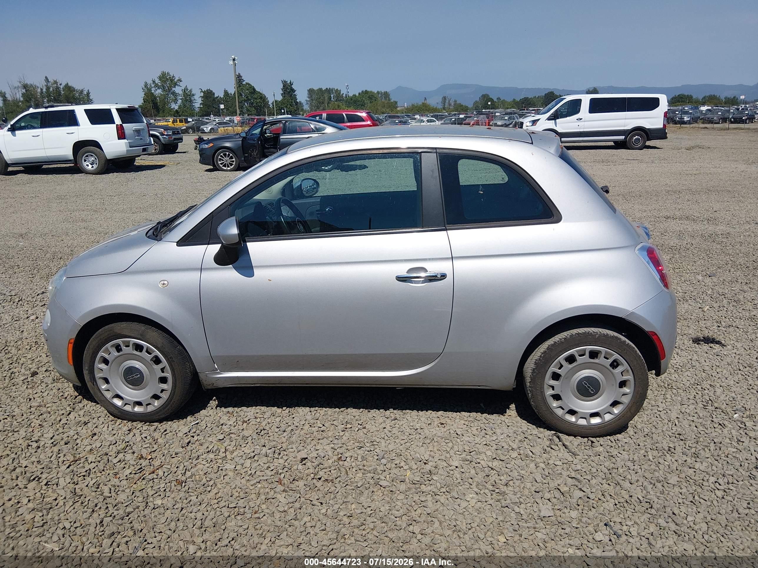 2012 Fiat 500 Pop Silver vin: 3C3CFFARXCT359783