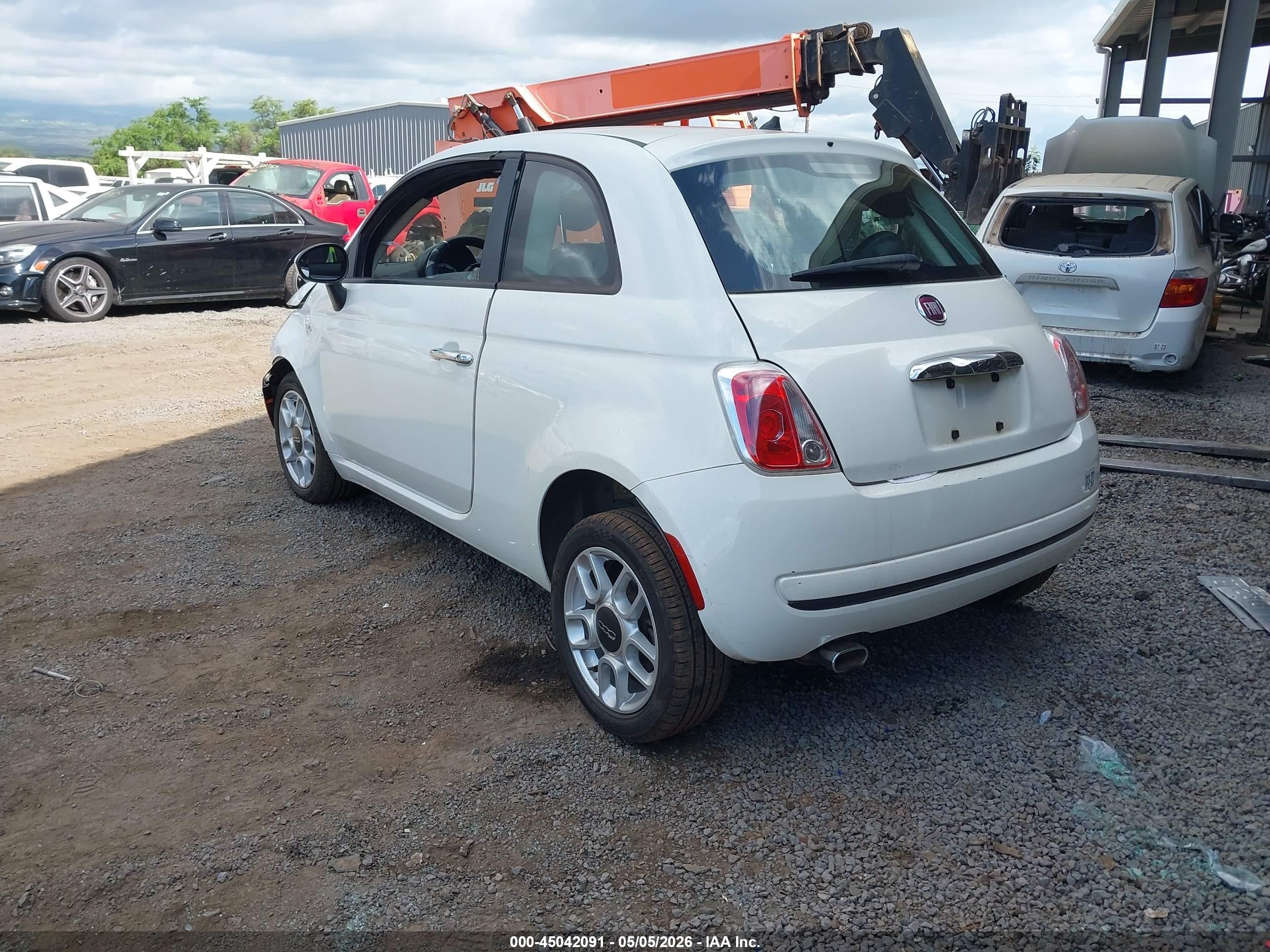 2013 Fiat 500 Pop White vin: 3C3CFFARXDT570371