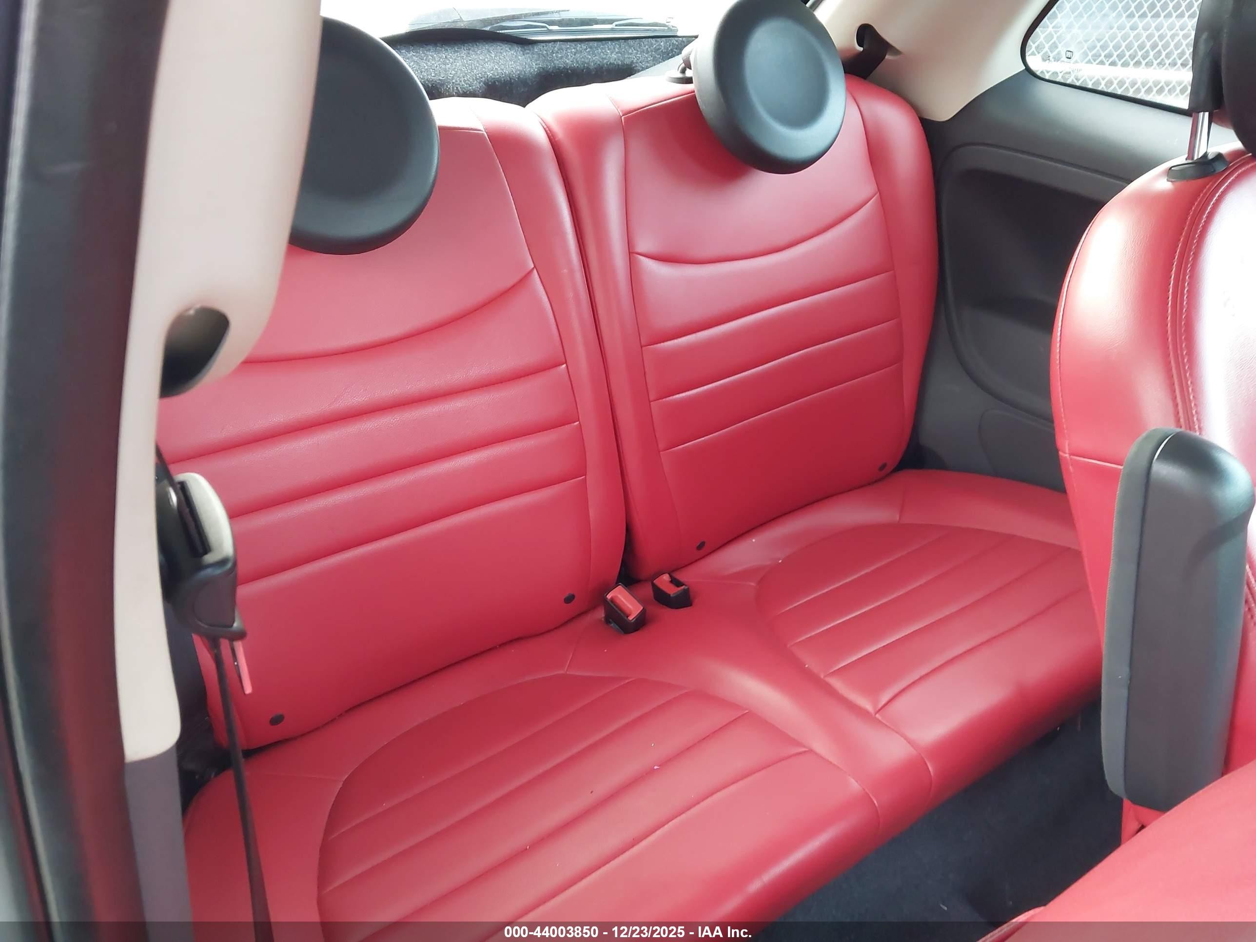 2015 Fiat 500 Ribelle Black vin: 3C3CFFARXFT612525