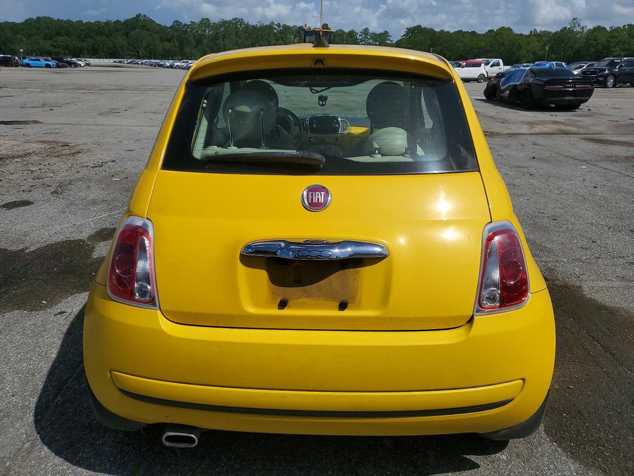 2016 Fiat 500 Pop Yellow vin: 3C3CFFARXGT120692