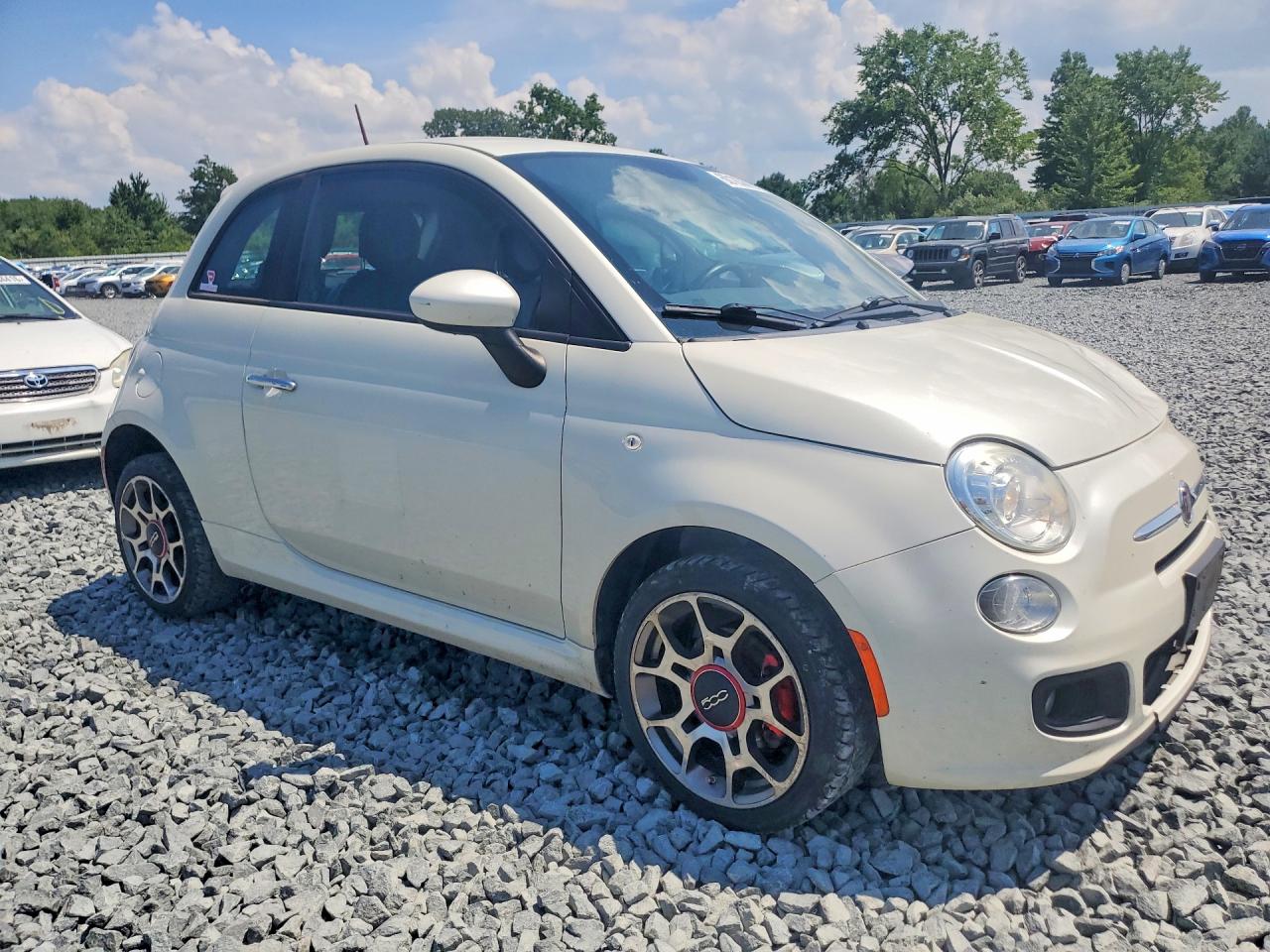 2013 Fiat 500 Sport Cream vin: 3C3CFFBR1DT591382