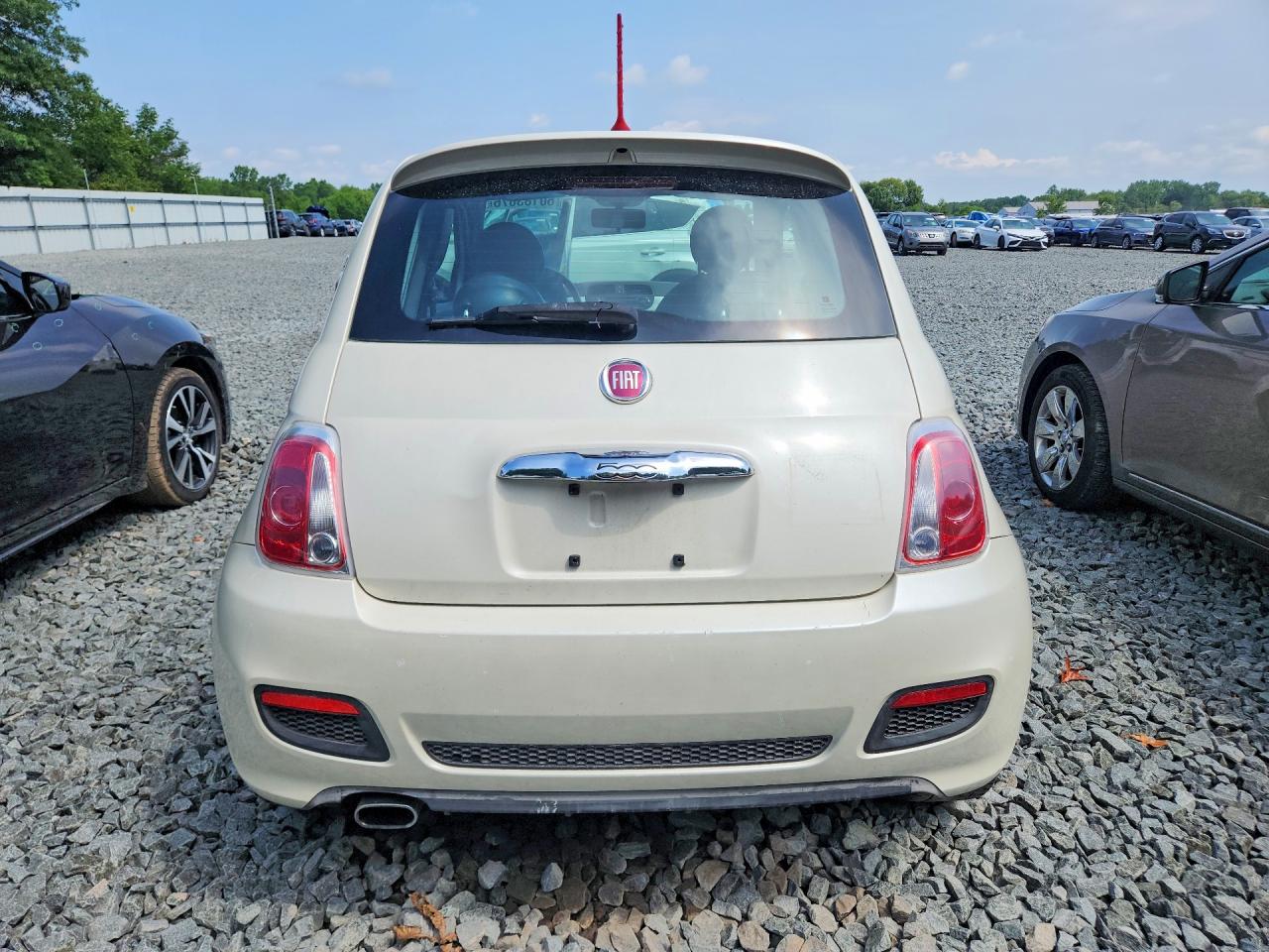 2013 Fiat 500 Sport Cream vin: 3C3CFFBR1DT591382