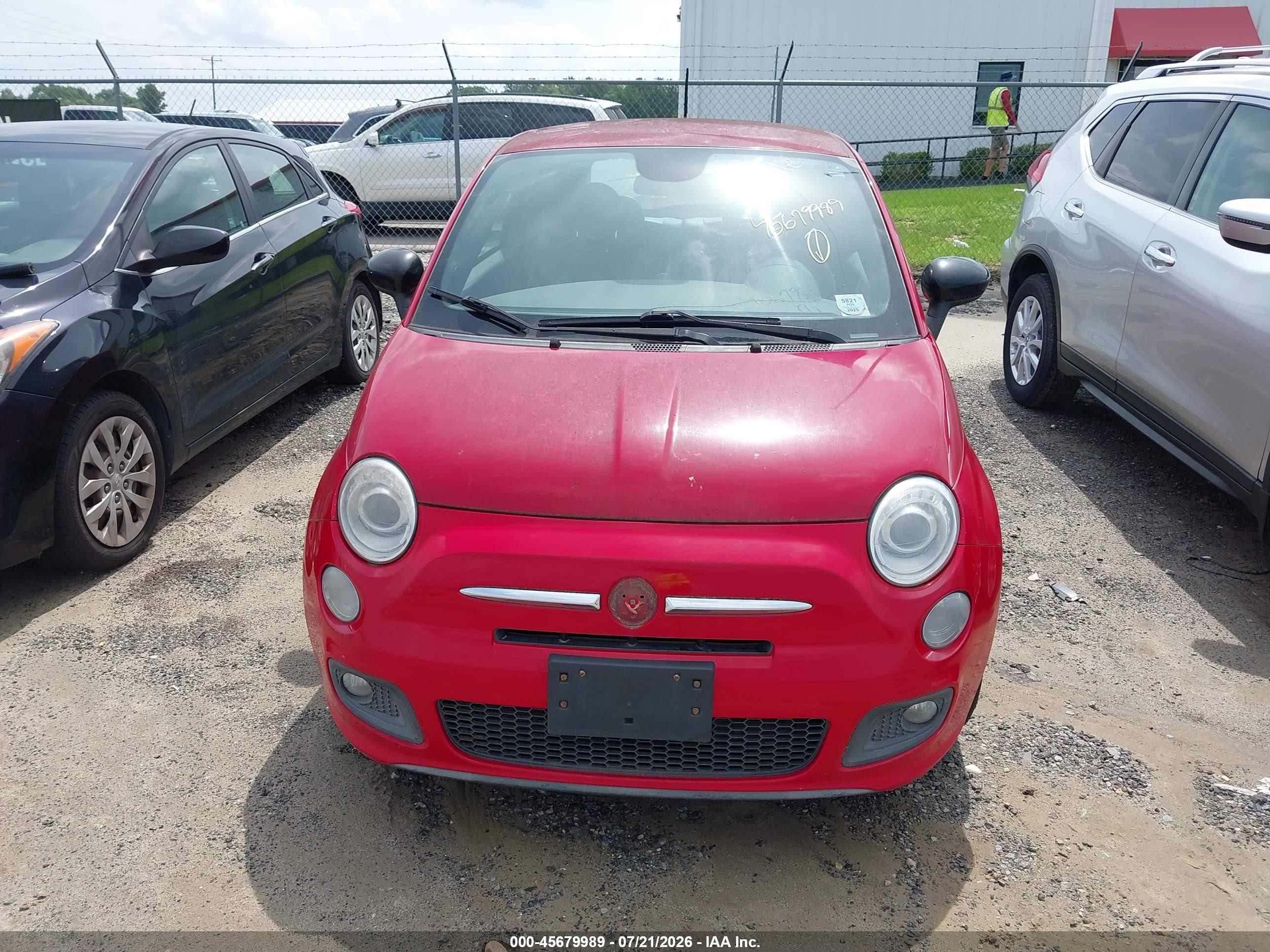 2015 Fiat 500 Sport Red vin: 3C3CFFBR1FT681960