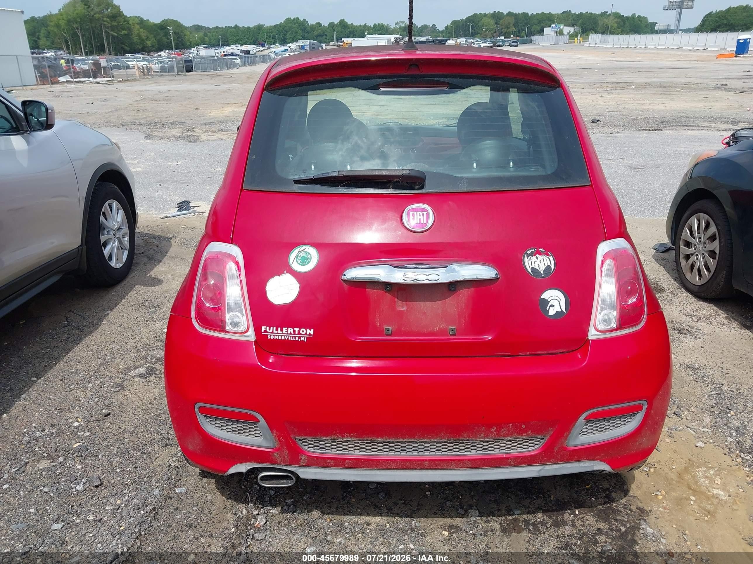 2015 Fiat 500 Sport Red vin: 3C3CFFBR1FT681960