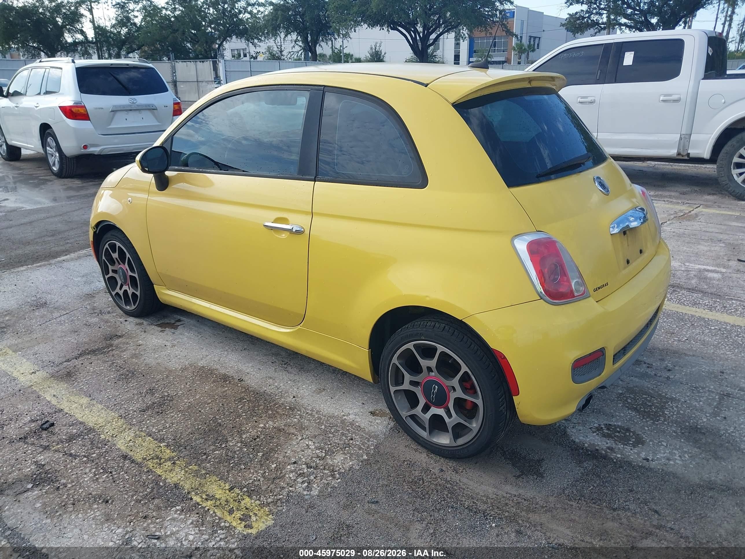 2012 Fiat 500 Sport Yellow vin: 3C3CFFBR2CT104964