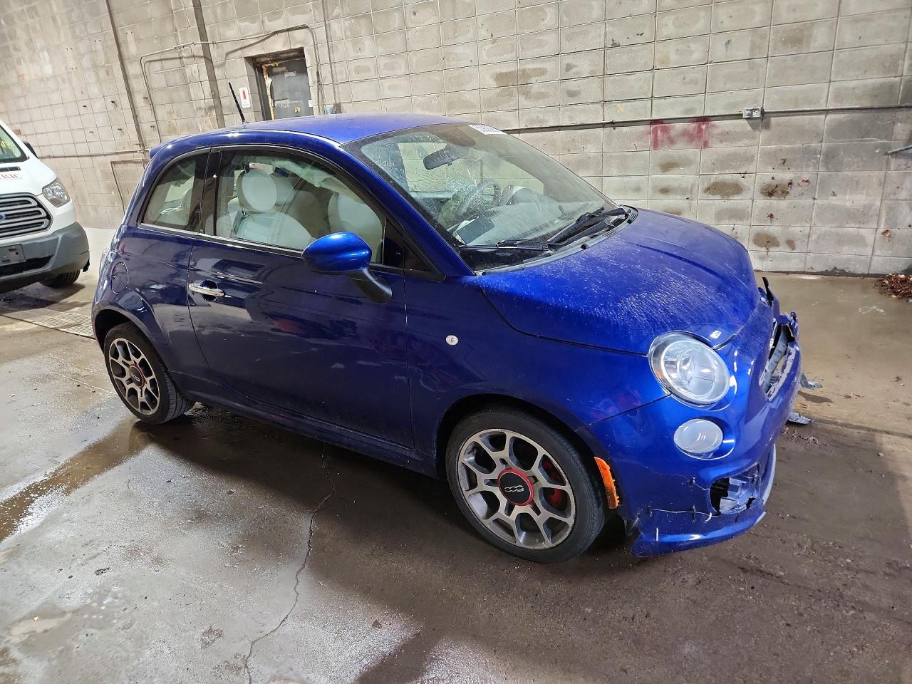2014 Fiat 500 Sport Синий vin: 3C3CFFBR2ET205618