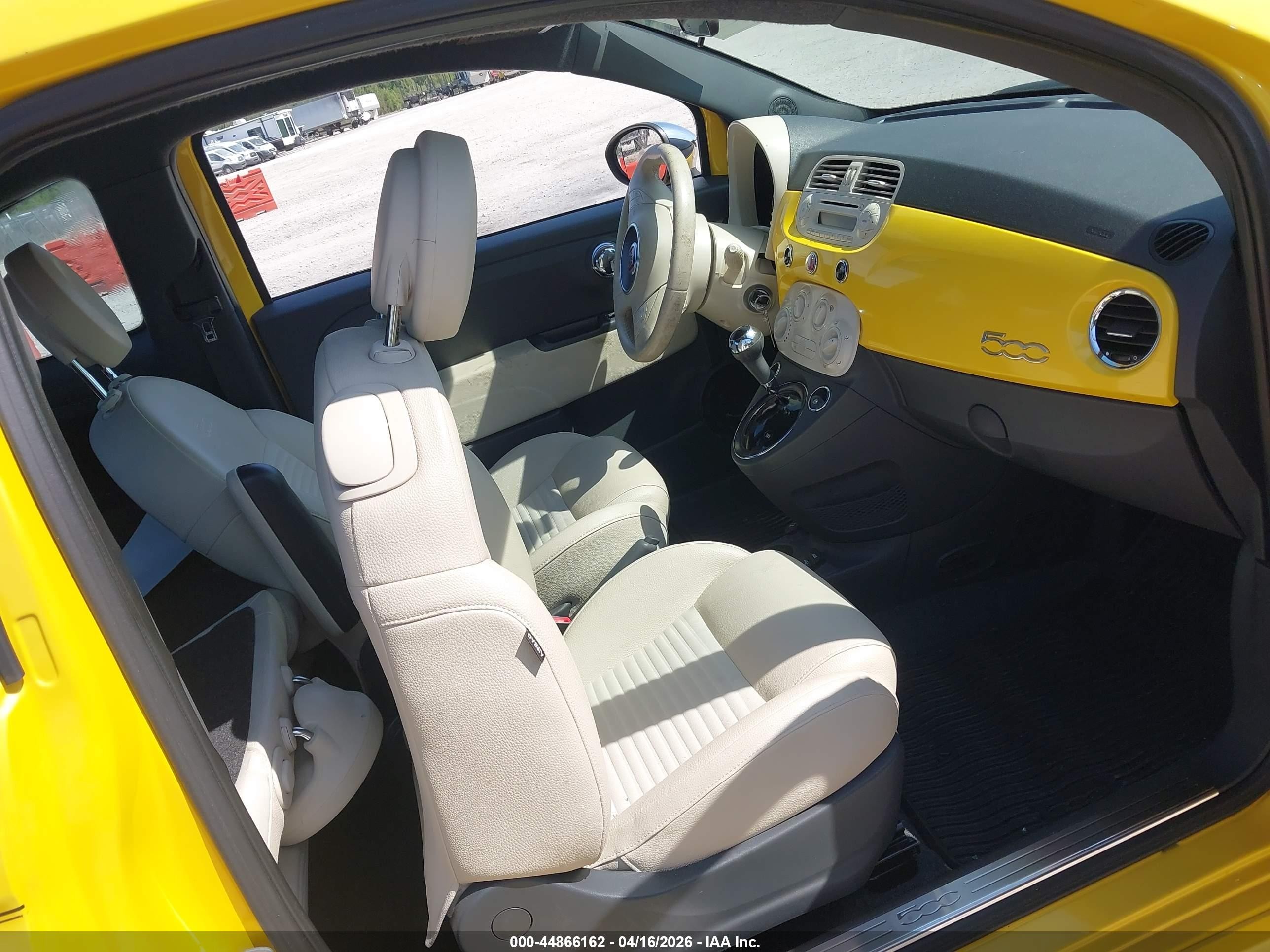 2015 Fiat 500 Sport Yellow vin: 3C3CFFBR4FT636771