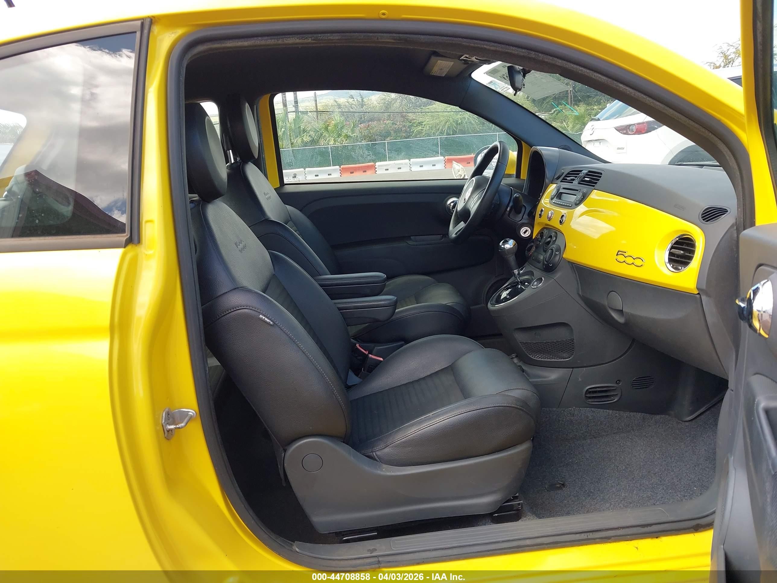 2015 Fiat 500 Sport Yellow vin: 3C3CFFBR7FT756953
