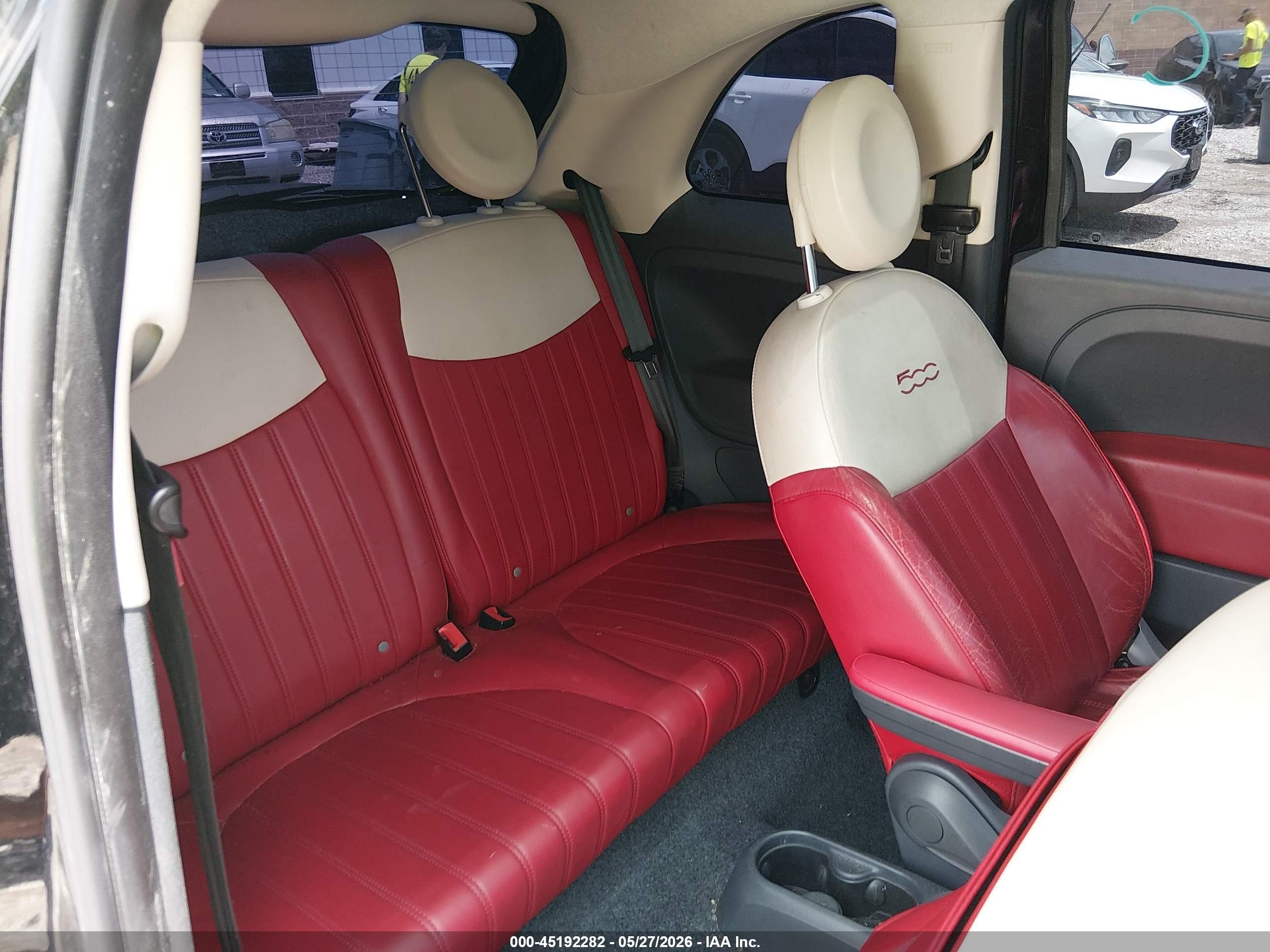 2015 Fiat 500 Lounge Black vin: 3C3CFFCR2FT753764