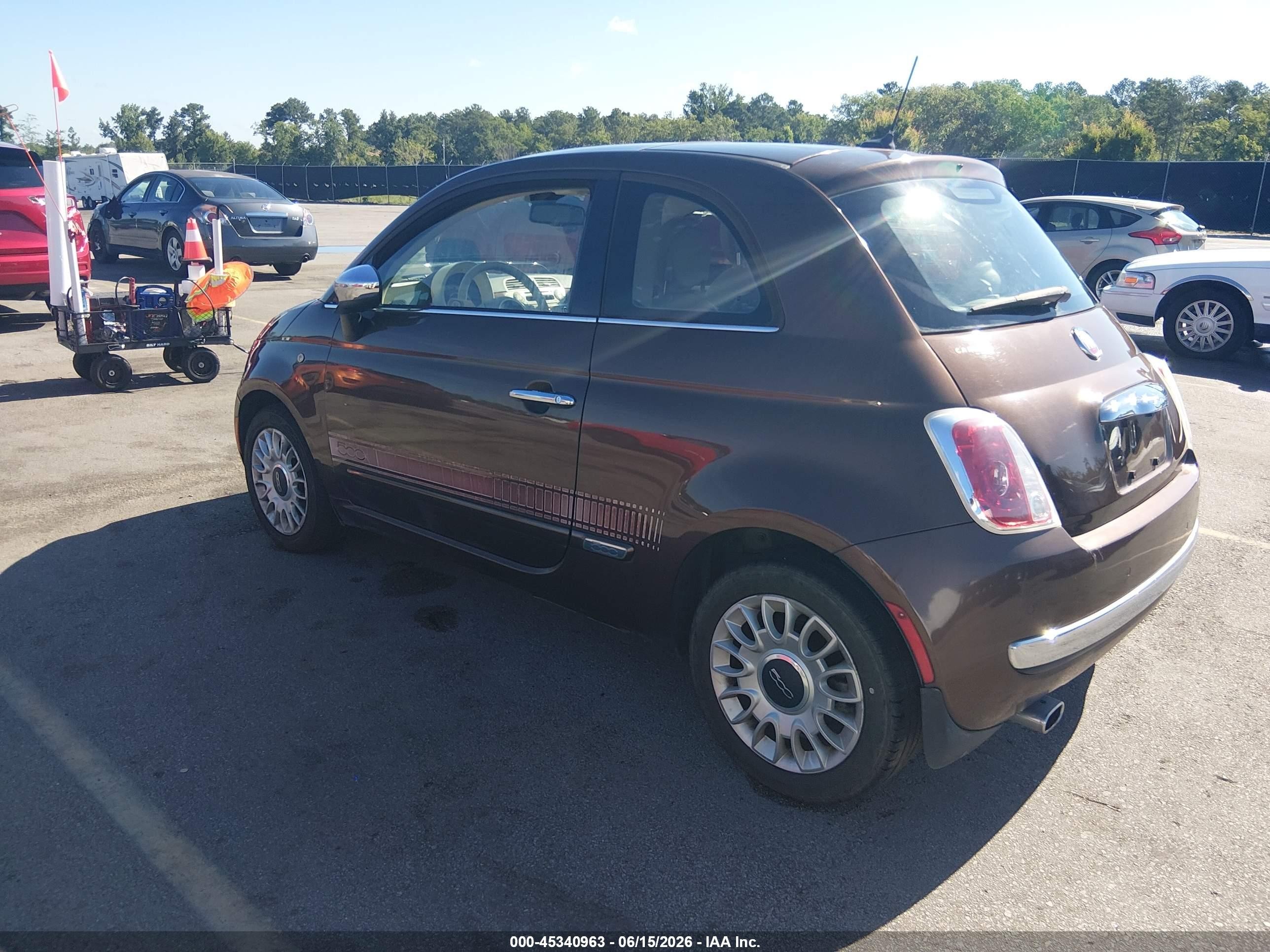 2013 Fiat 500 Lounge Brown vin: 3C3CFFCR4DT681947