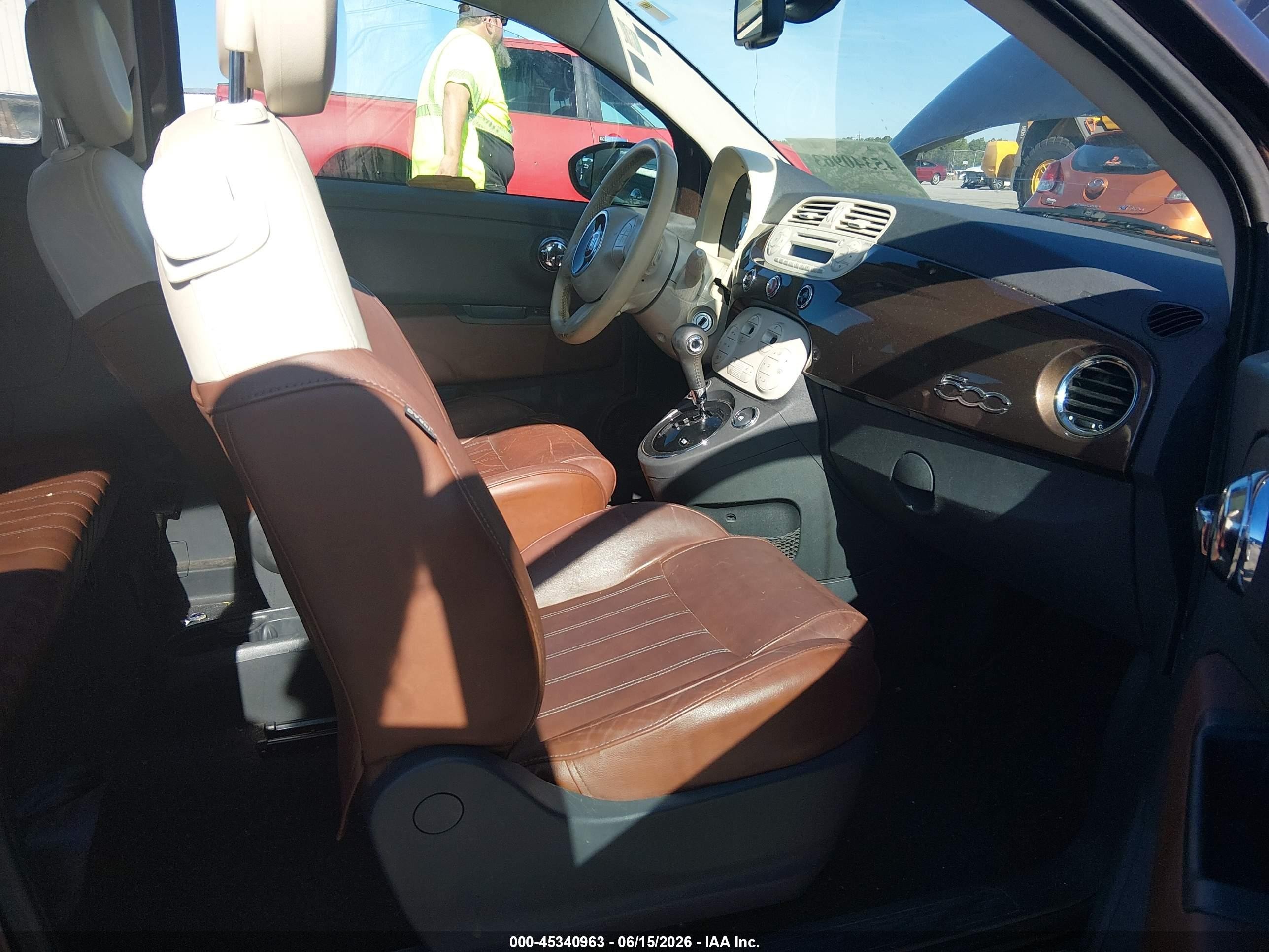 2013 Fiat 500 Lounge Brown vin: 3C3CFFCR4DT681947