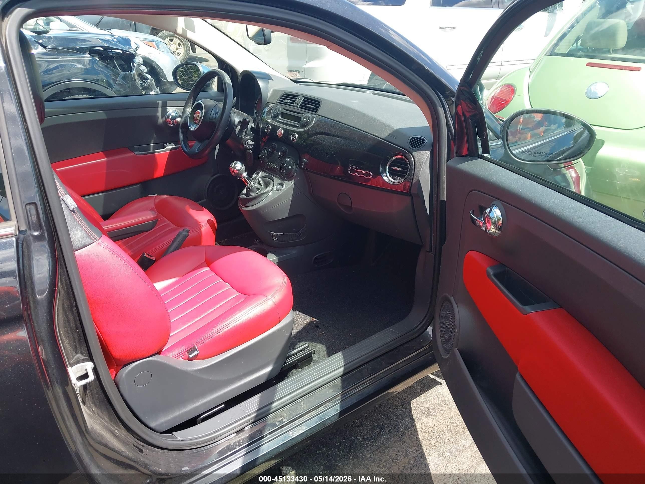2013 Fiat 500 Lounge Черный vin: 3C3CFFCR5DT573885