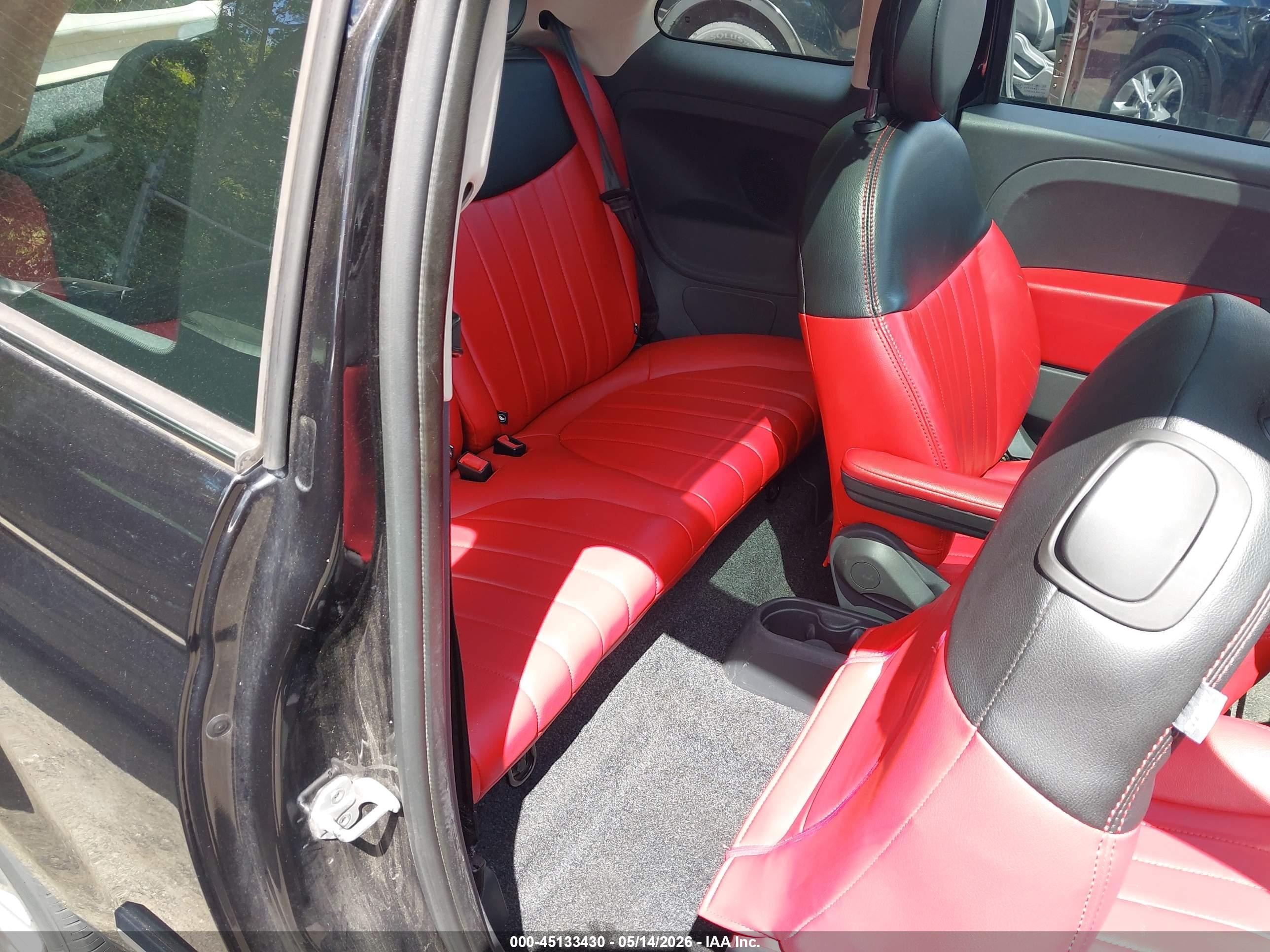 2013 Fiat 500 Lounge Черный vin: 3C3CFFCR5DT573885