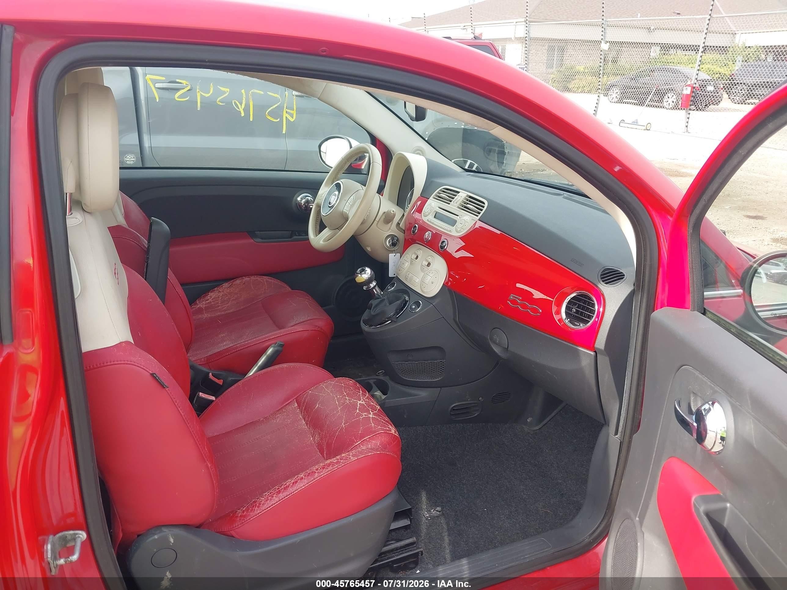 2012 Fiat 500 Lounge Red vin: 3C3CFFCR6CT383902