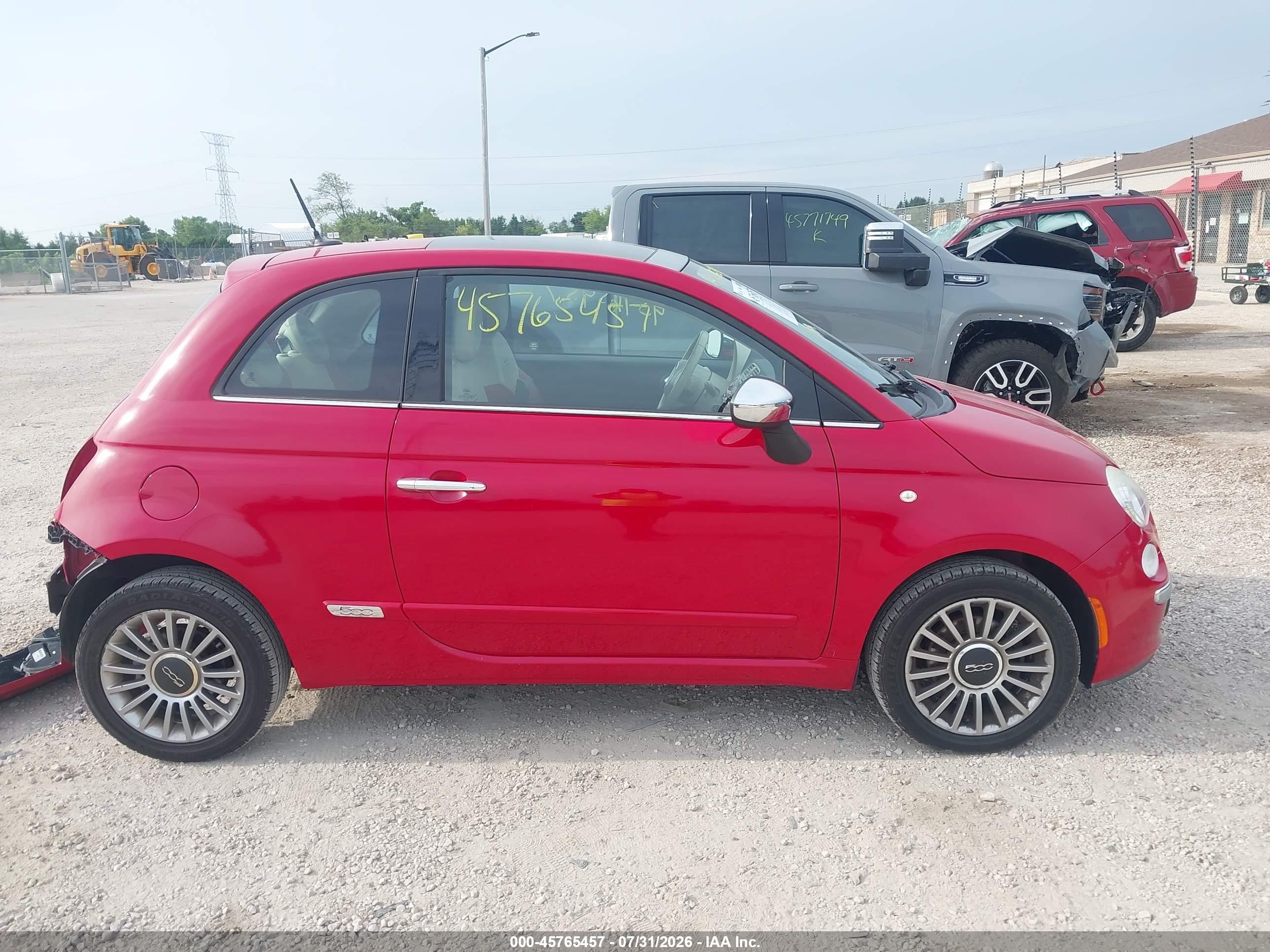 2012 Fiat 500 Lounge Red vin: 3C3CFFCR6CT383902