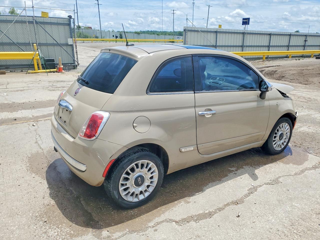 2012 Fiat 500 Lounge Tan vin: 3C3CFFCR8CT106362