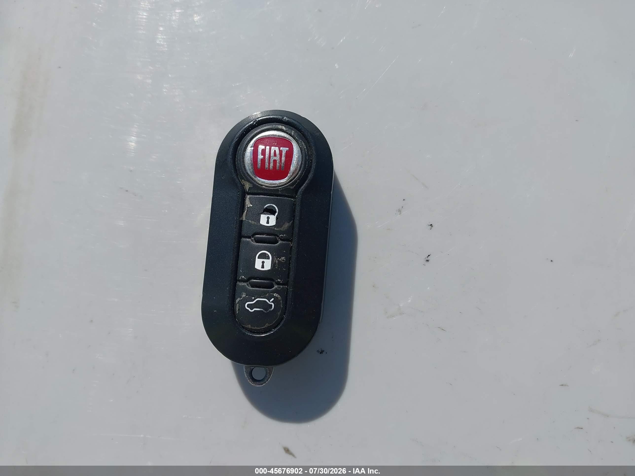 2013 Fiat 500 Lounge White vin: 3C3CFFCRXDT544169