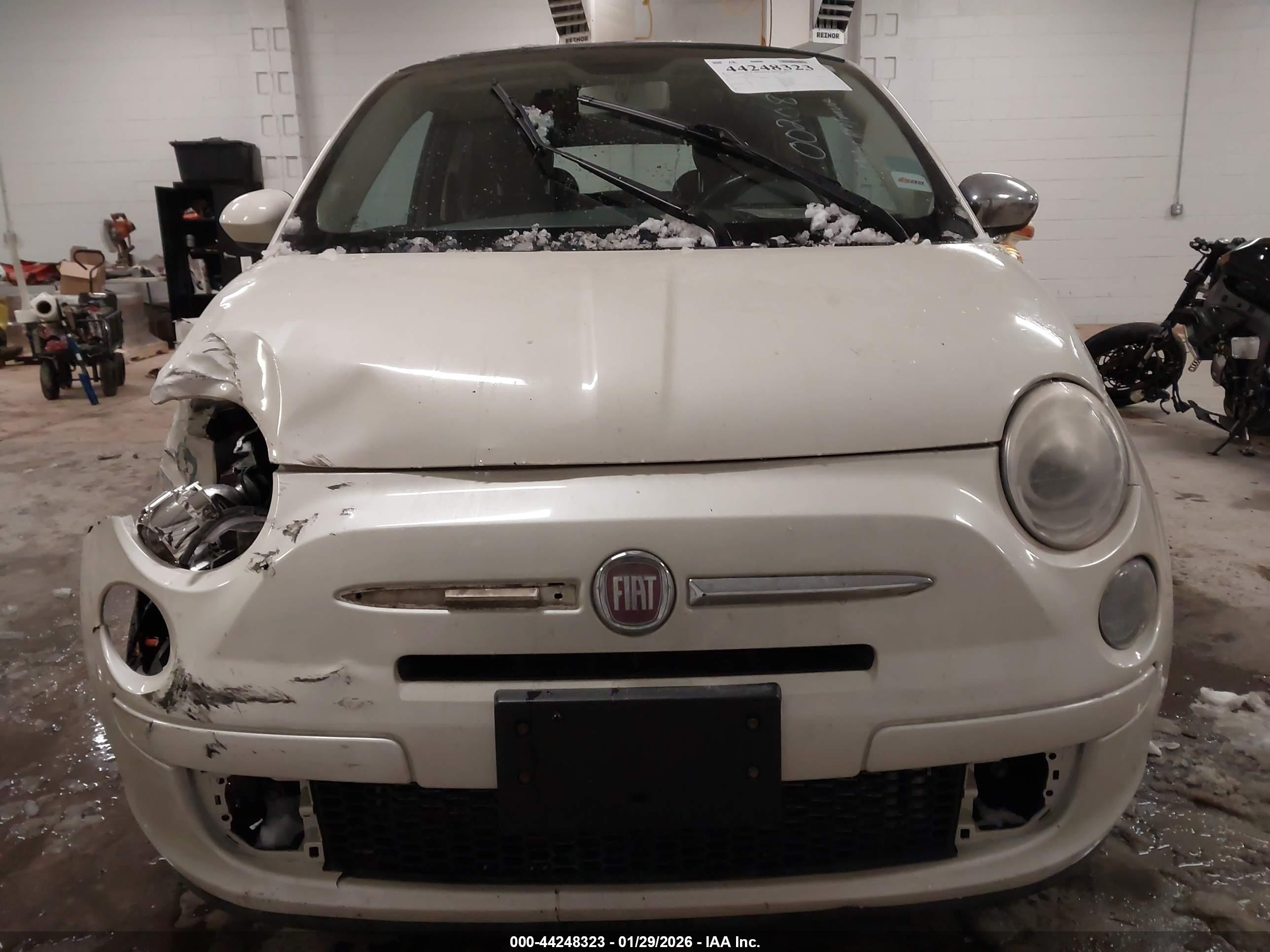 2013 Fiat 500c Pop Белый vin: 3C3CFFDR1DT560050