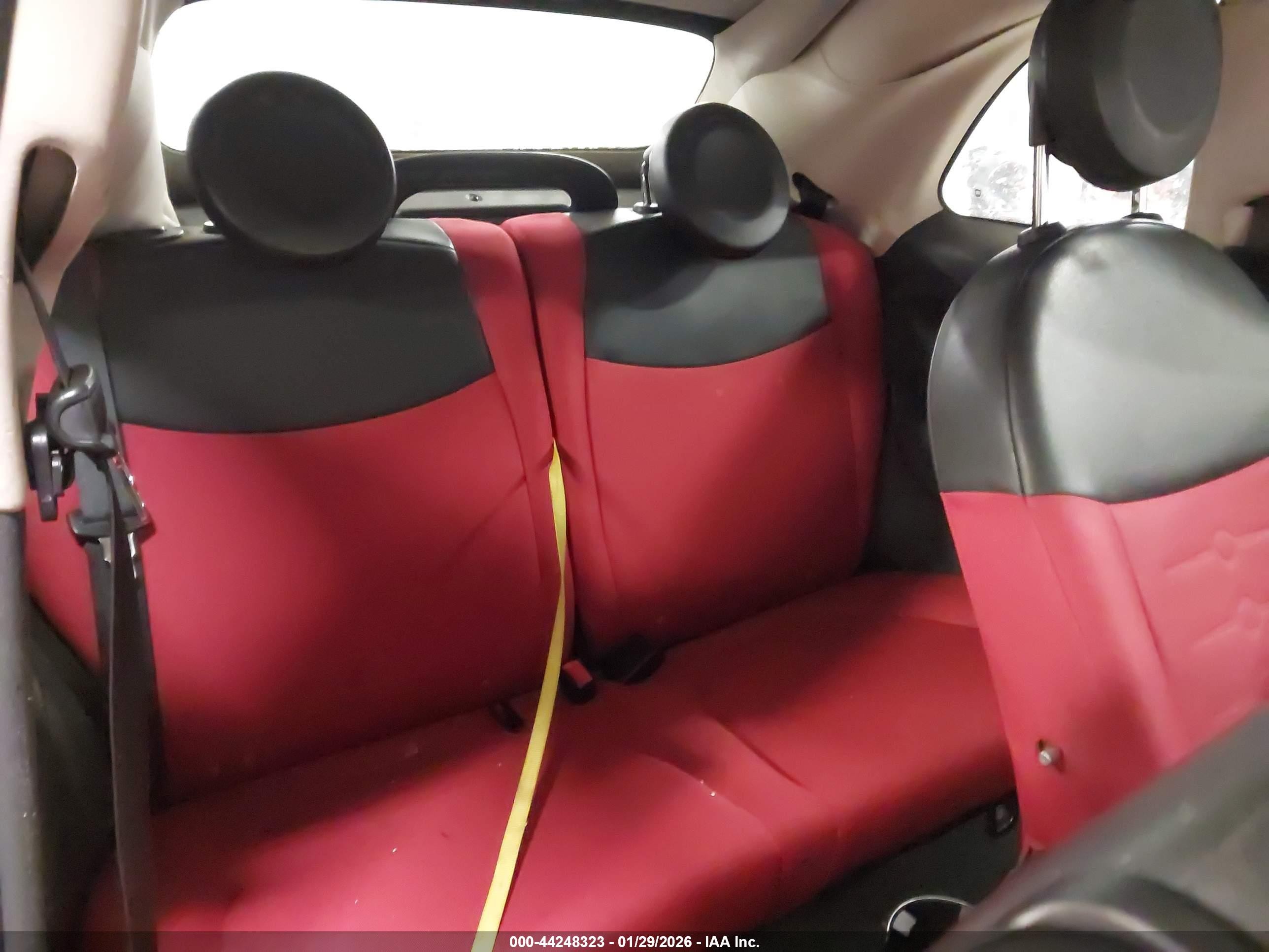 2013 Fiat 500c Pop Белый vin: 3C3CFFDR1DT560050