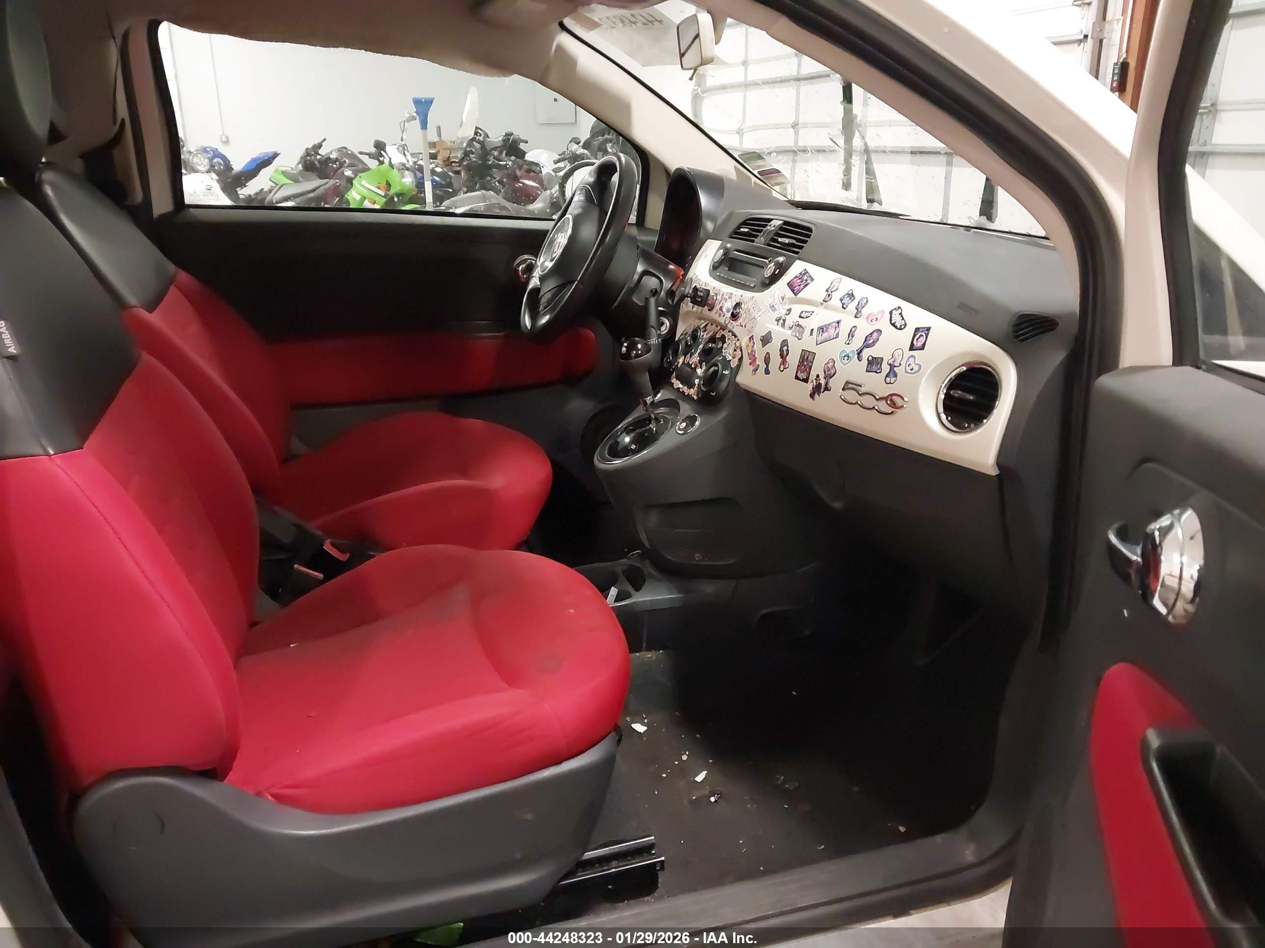 2013 Fiat 500c Pop Белый vin: 3C3CFFDR1DT560050