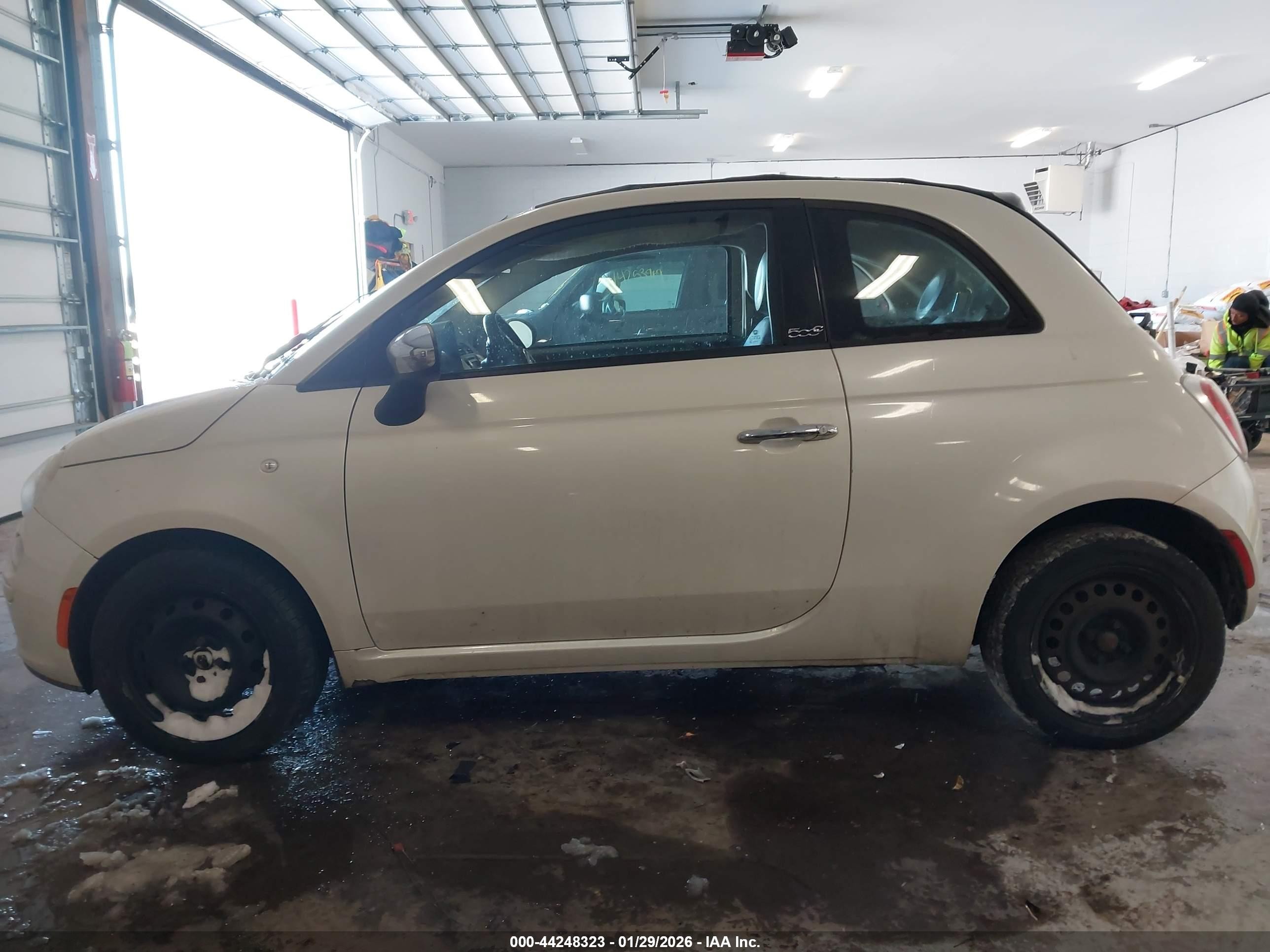2013 Fiat 500c Pop Белый vin: 3C3CFFDR1DT560050