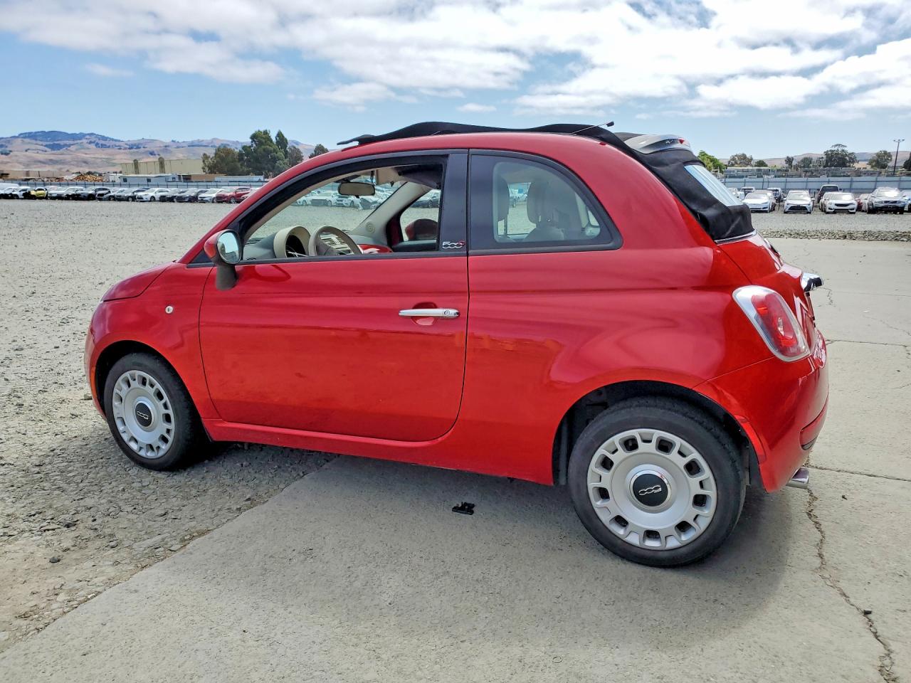 2015 Fiat 500 Pop Red vin: 3C3CFFDR6FT507850
