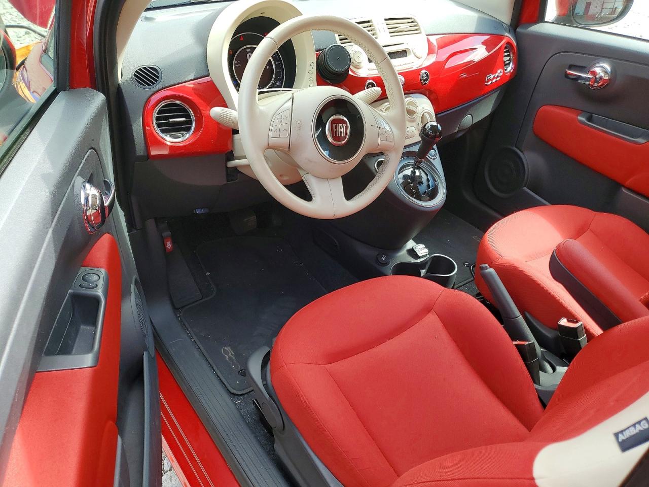 2015 Fiat 500 Pop Red vin: 3C3CFFDR6FT507850