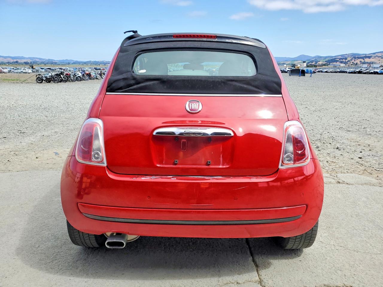 2015 Fiat 500 Pop Red vin: 3C3CFFDR6FT507850