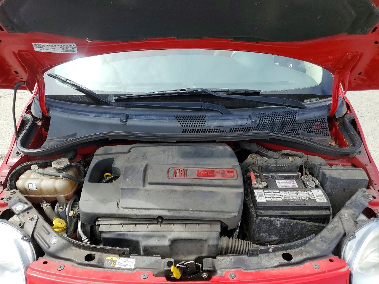 2015 Fiat 500 Pop Red vin: 3C3CFFDR6FT507850