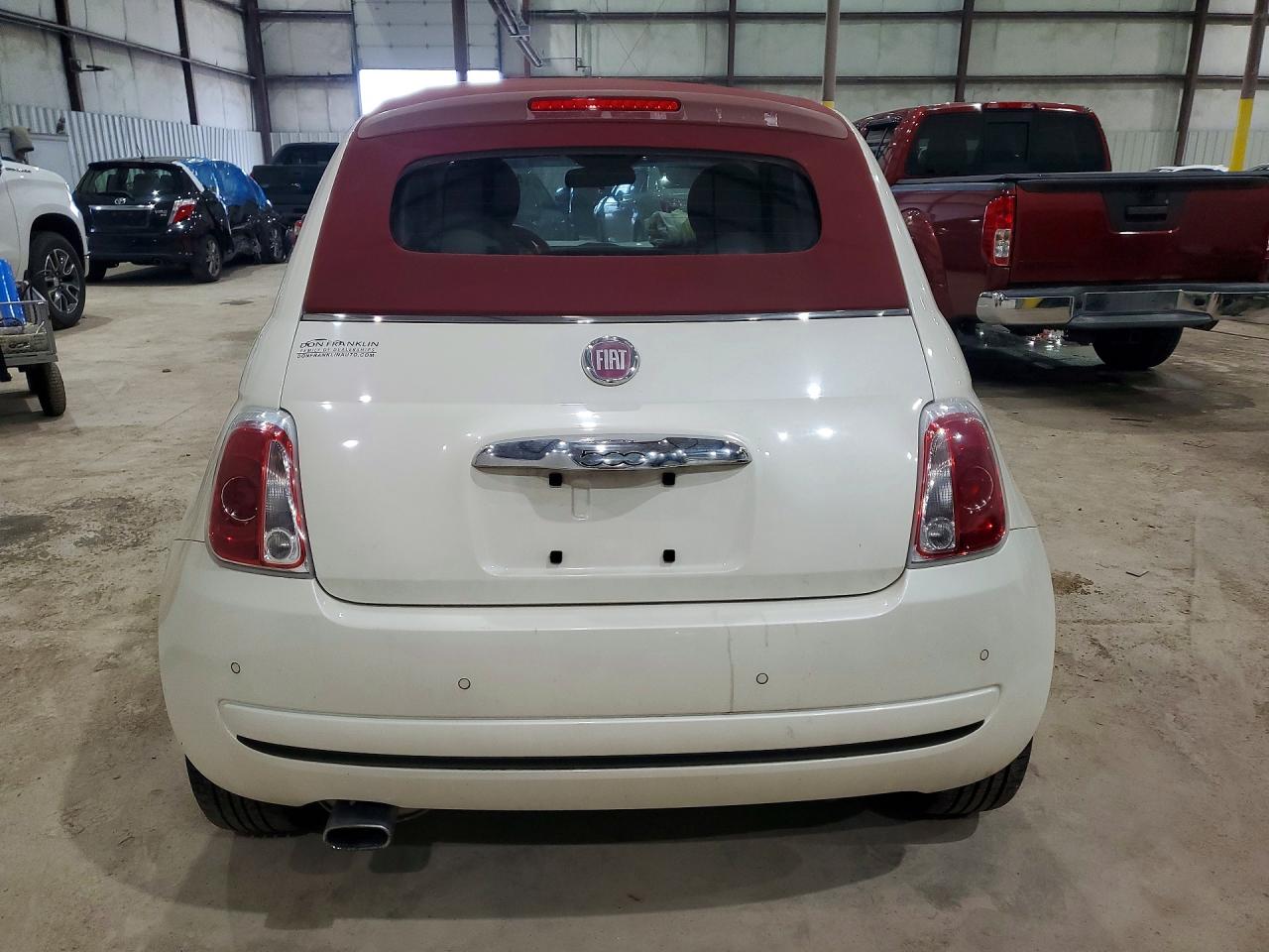 2015 Fiat 500 Pop White vin: 3C3CFFDR8FT653330