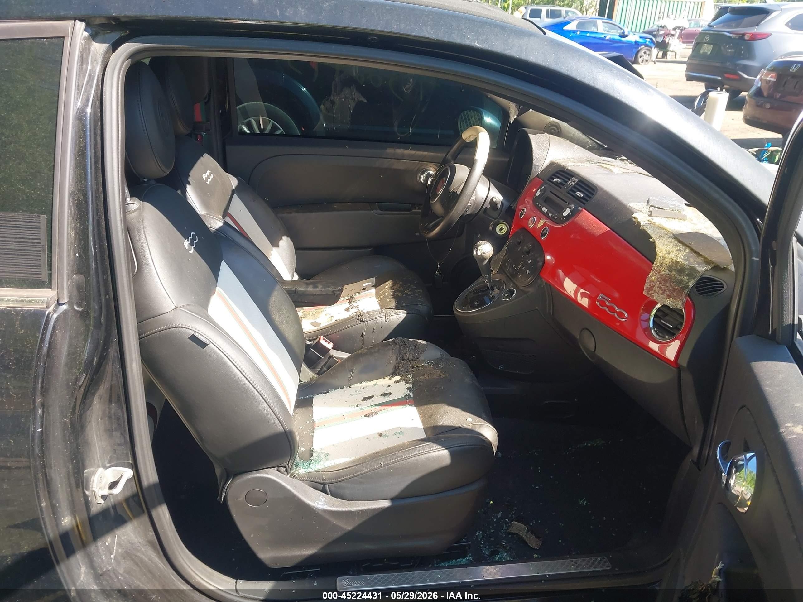 2012 Fiat 500c Lounge Черный vin: 3C3CFFER5CT295744