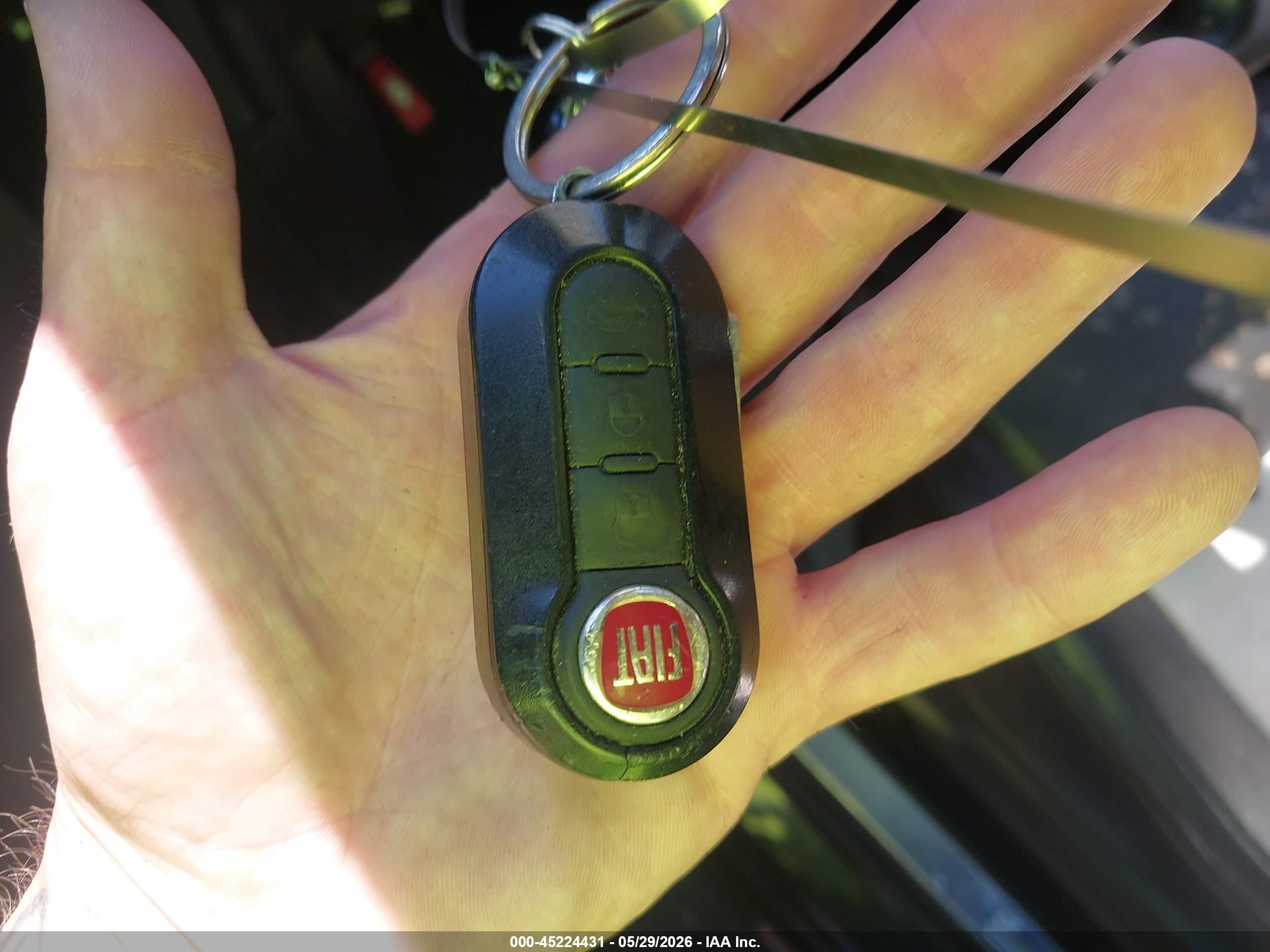 2012 Fiat 500c Lounge Черный vin: 3C3CFFER5CT295744