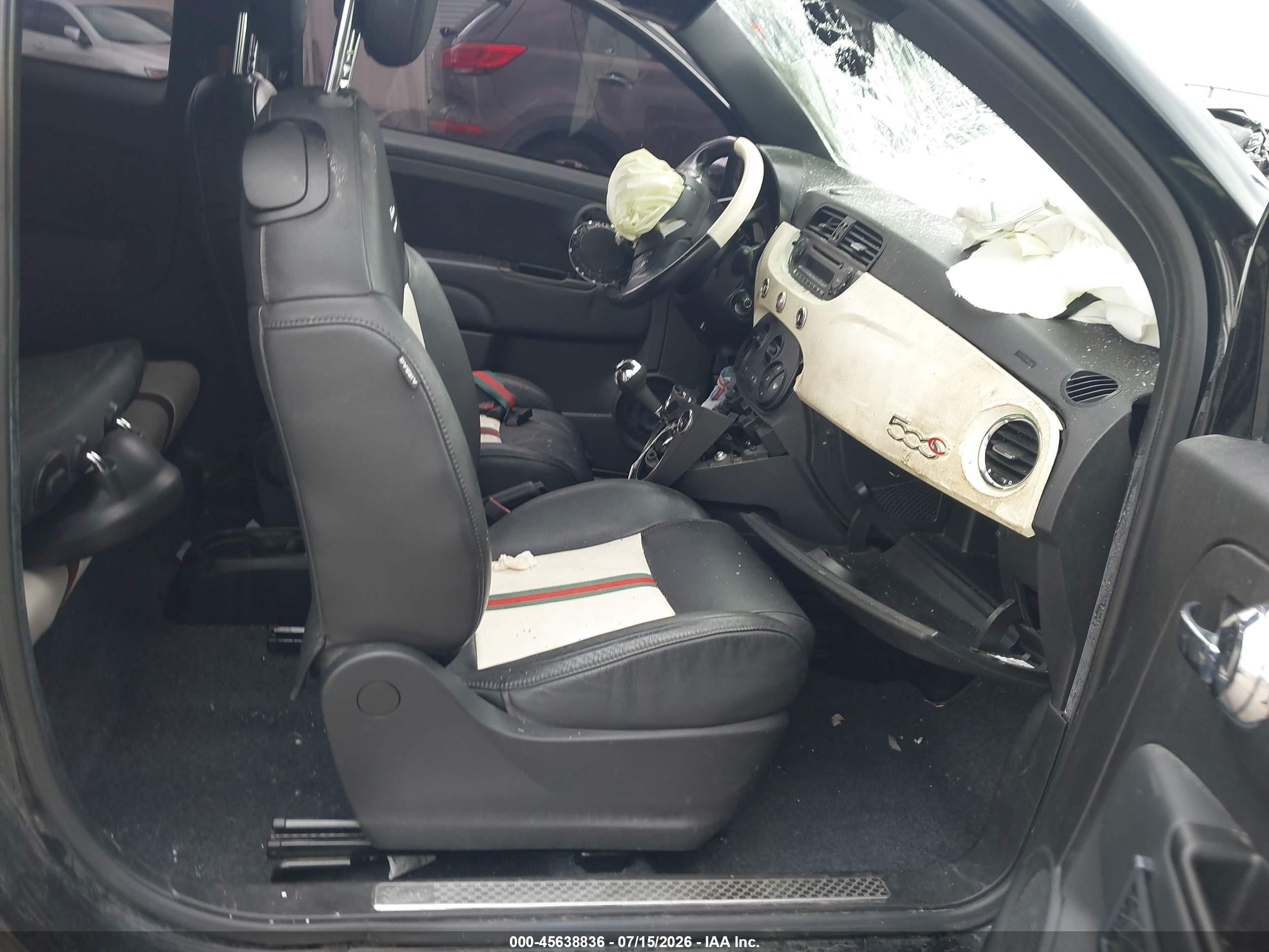2013 Fiat 500c Gucci Black vin: 3C3CFFER8DT713098