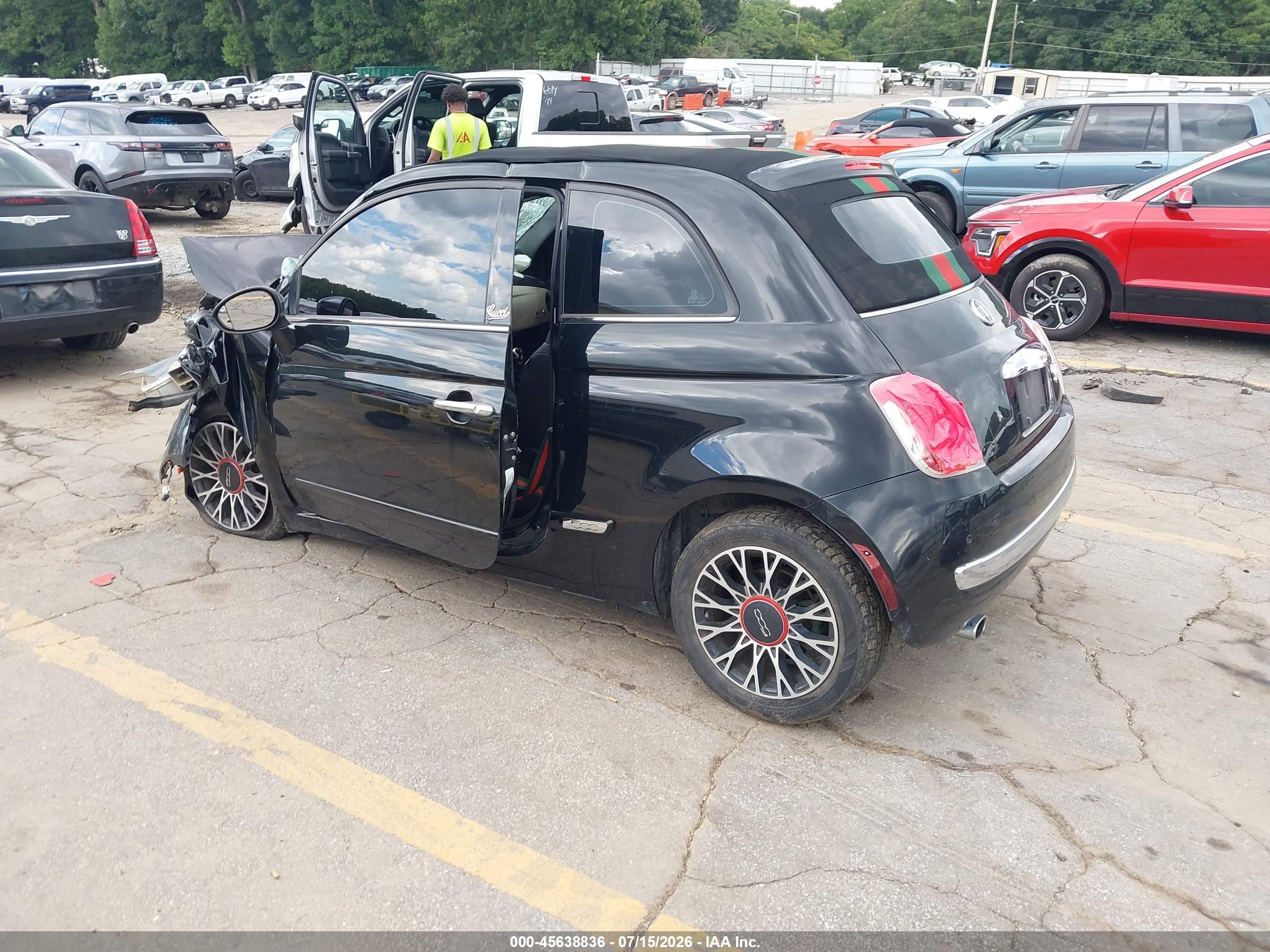 2013 Fiat 500c Gucci Black vin: 3C3CFFER8DT713098