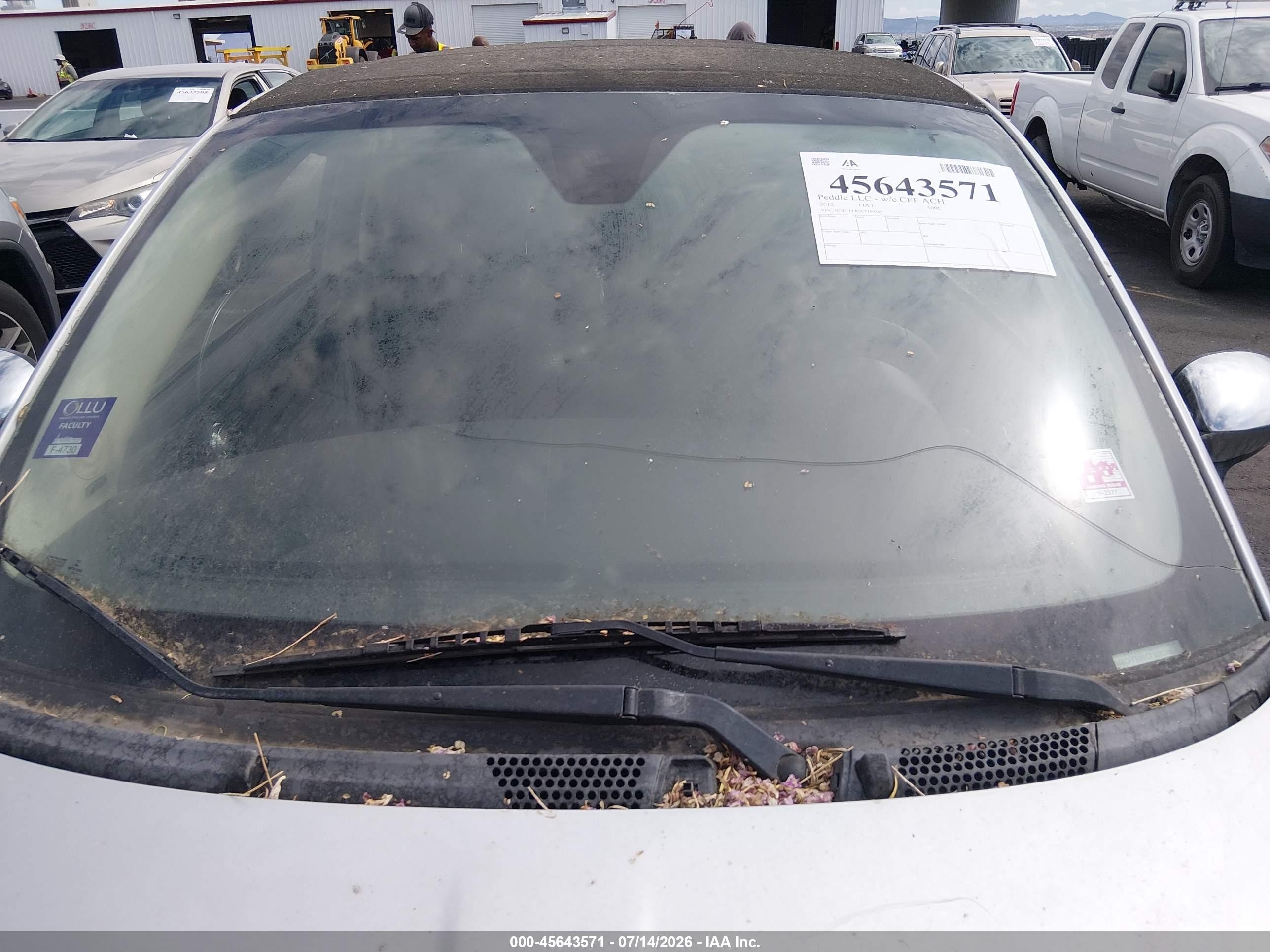 2012 Fiat 500c Lounge Silver vin: 3C3CFFER9CT109249