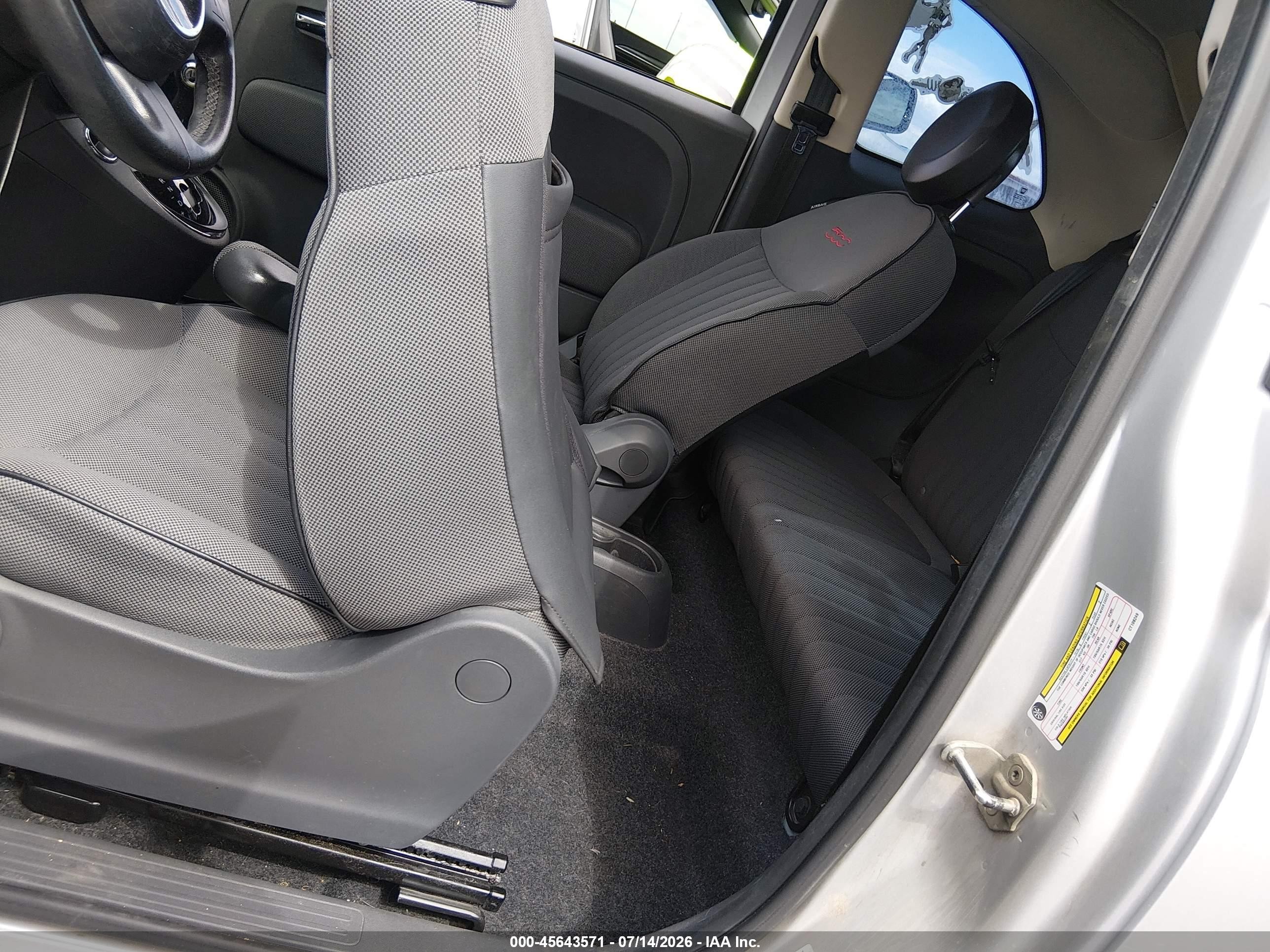 2012 Fiat 500c Lounge Silver vin: 3C3CFFER9CT109249
