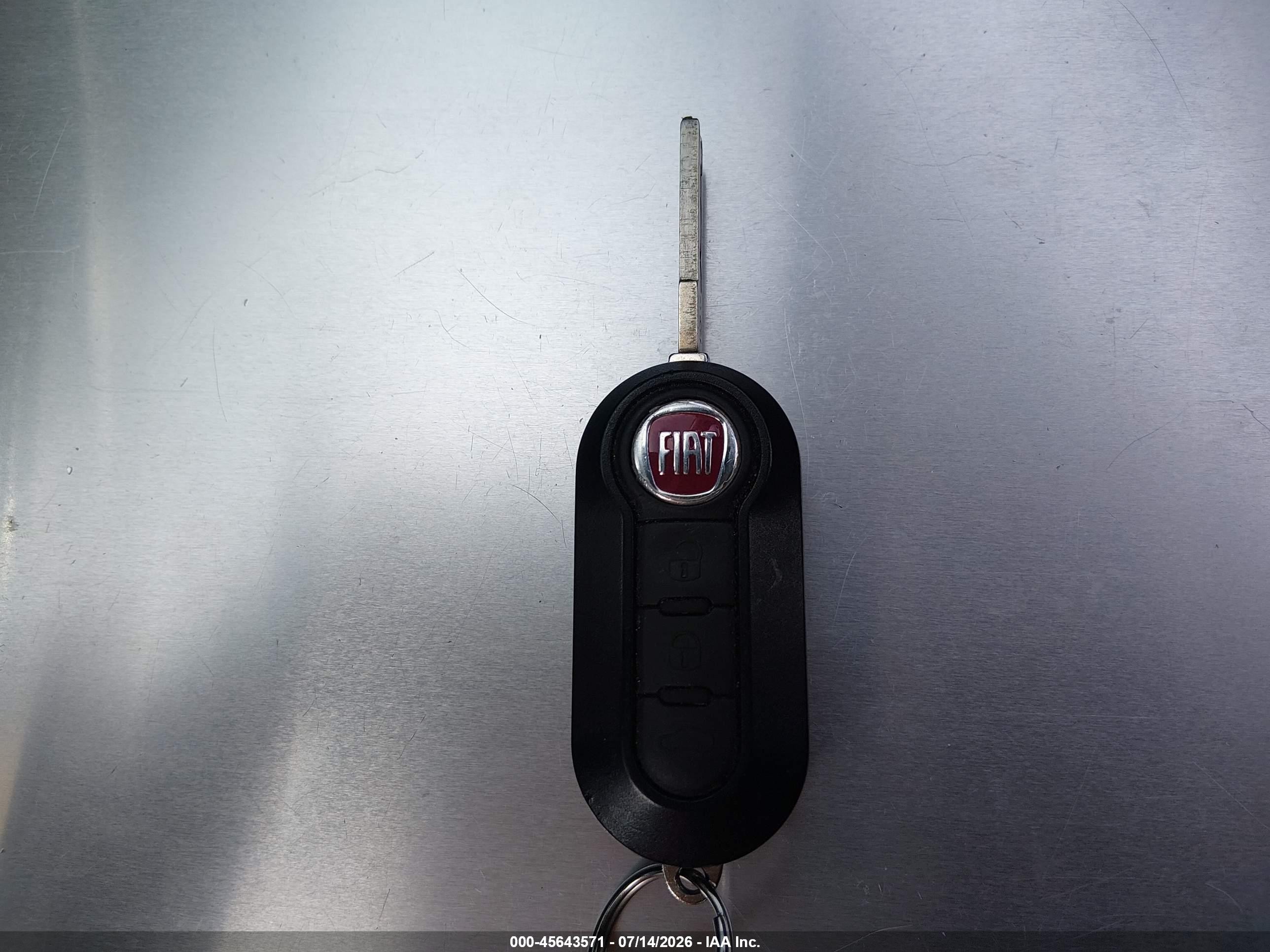 2012 Fiat 500c Lounge Silver vin: 3C3CFFER9CT109249