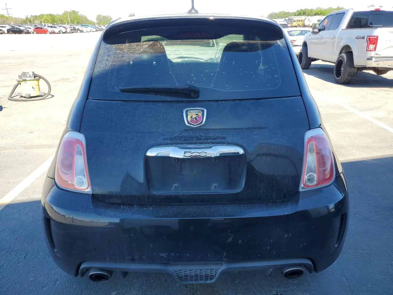 2015 Fiat 500 Abarth Black vin: 3C3CFFFH0FT507945