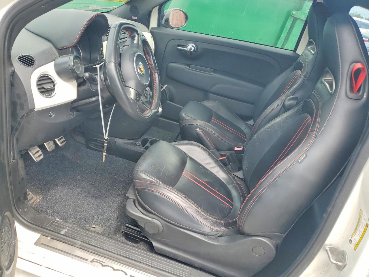 2013 Fiat 500 Abarth White vin: 3C3CFFFH1DT533175