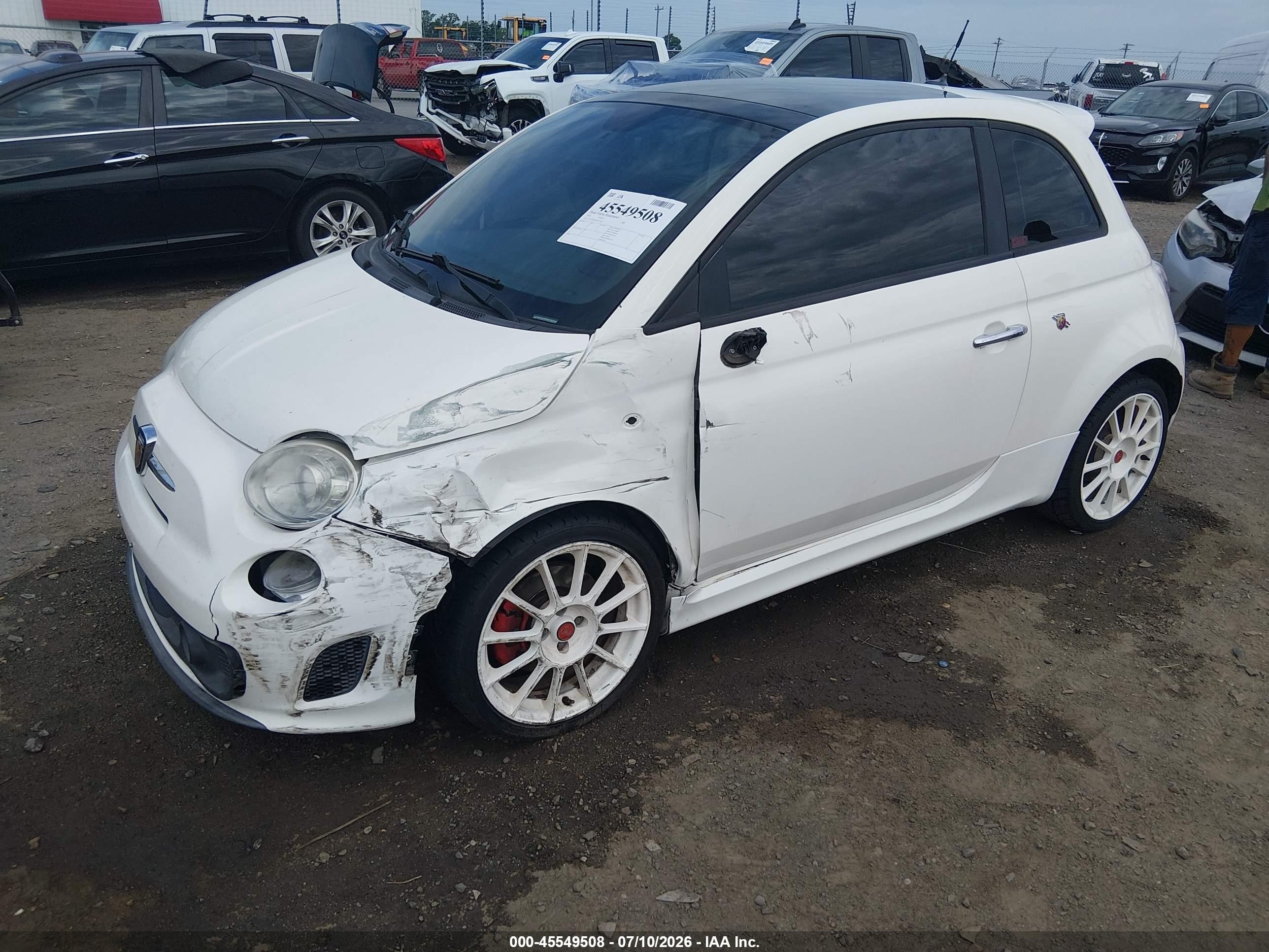 2013 Fiat 500 Abarth White vin: 3C3CFFFH4DT512434