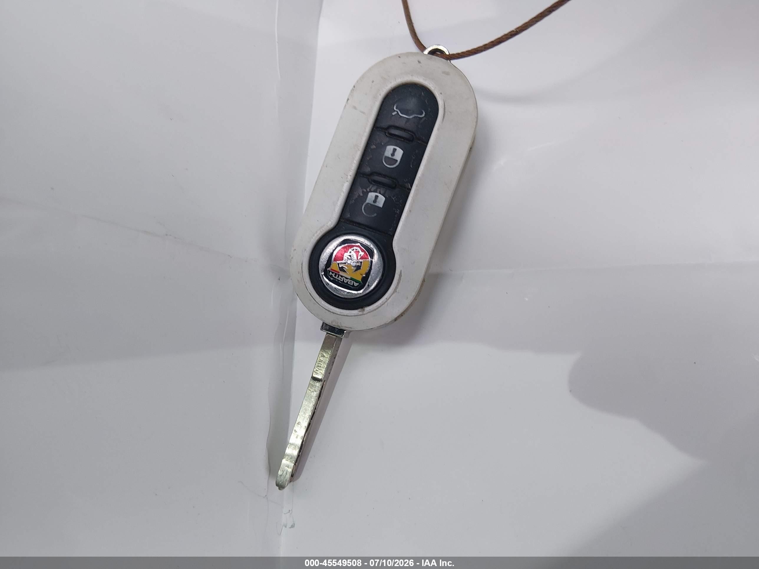 2013 Fiat 500 Abarth White vin: 3C3CFFFH4DT512434