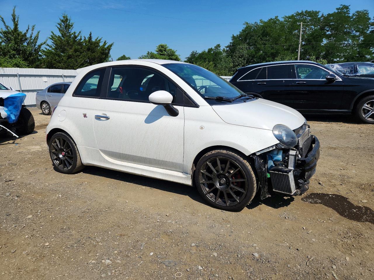 2015 Fiat 500 Abarth White vin: 3C3CFFFH6FT503608