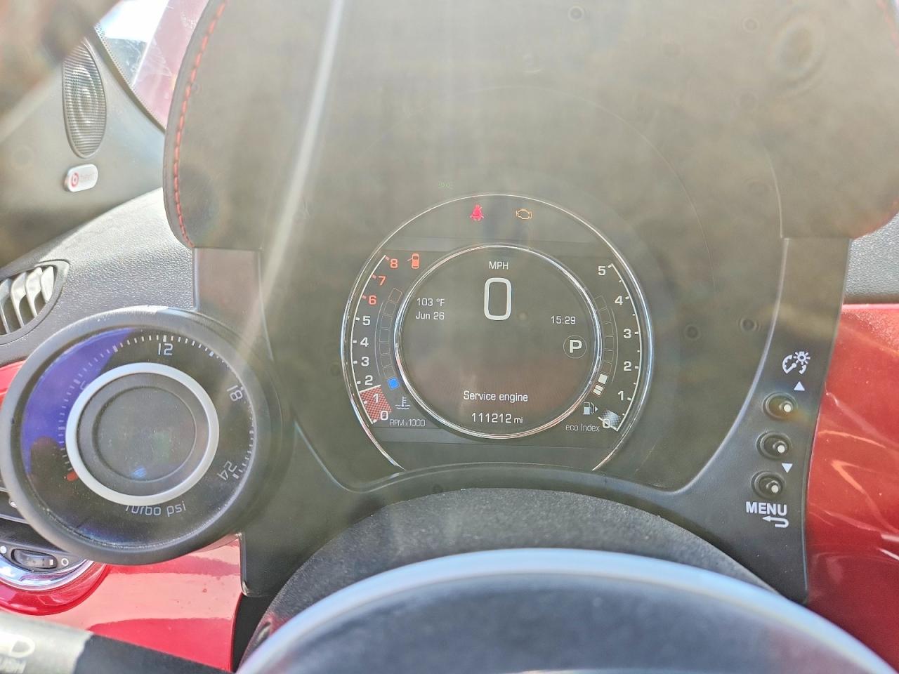 2015 Fiat 500 Abarth Red vin: 3C3CFFFH7FT694567