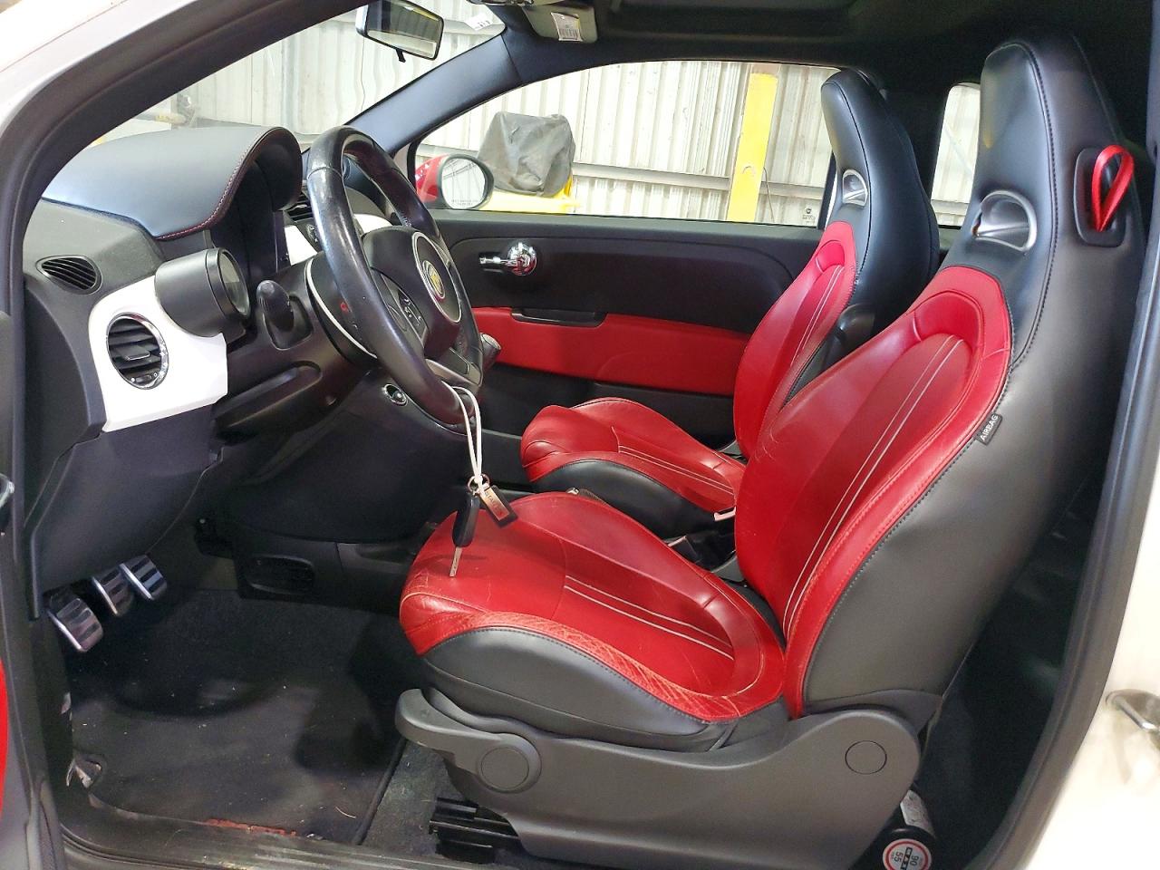 2012 Fiat 500 Abarth White vin: 3C3CFFFH9CT185950