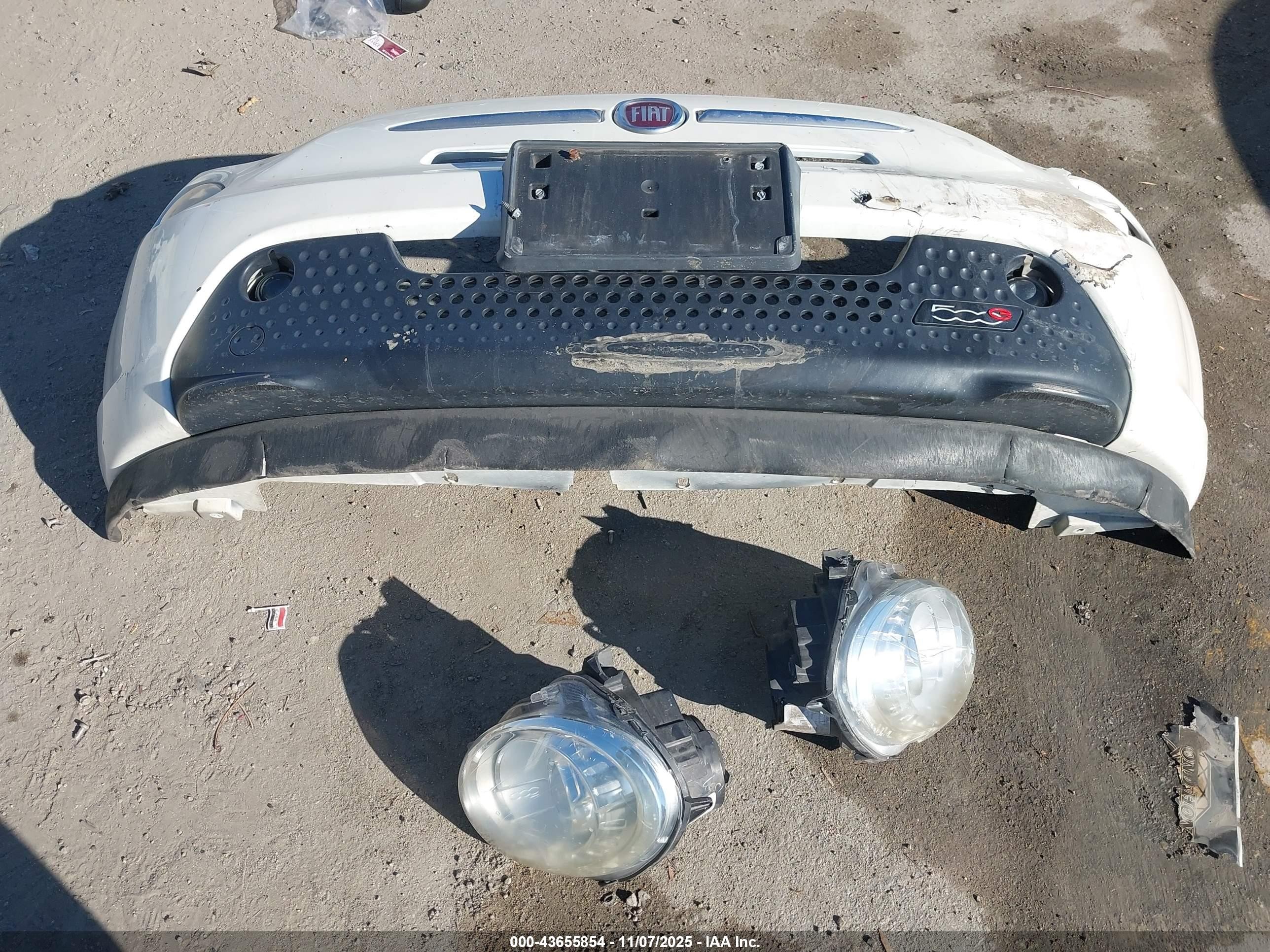 2013 Fiat 500e Battery Electric White vin: 3C3CFFGE0DT681547