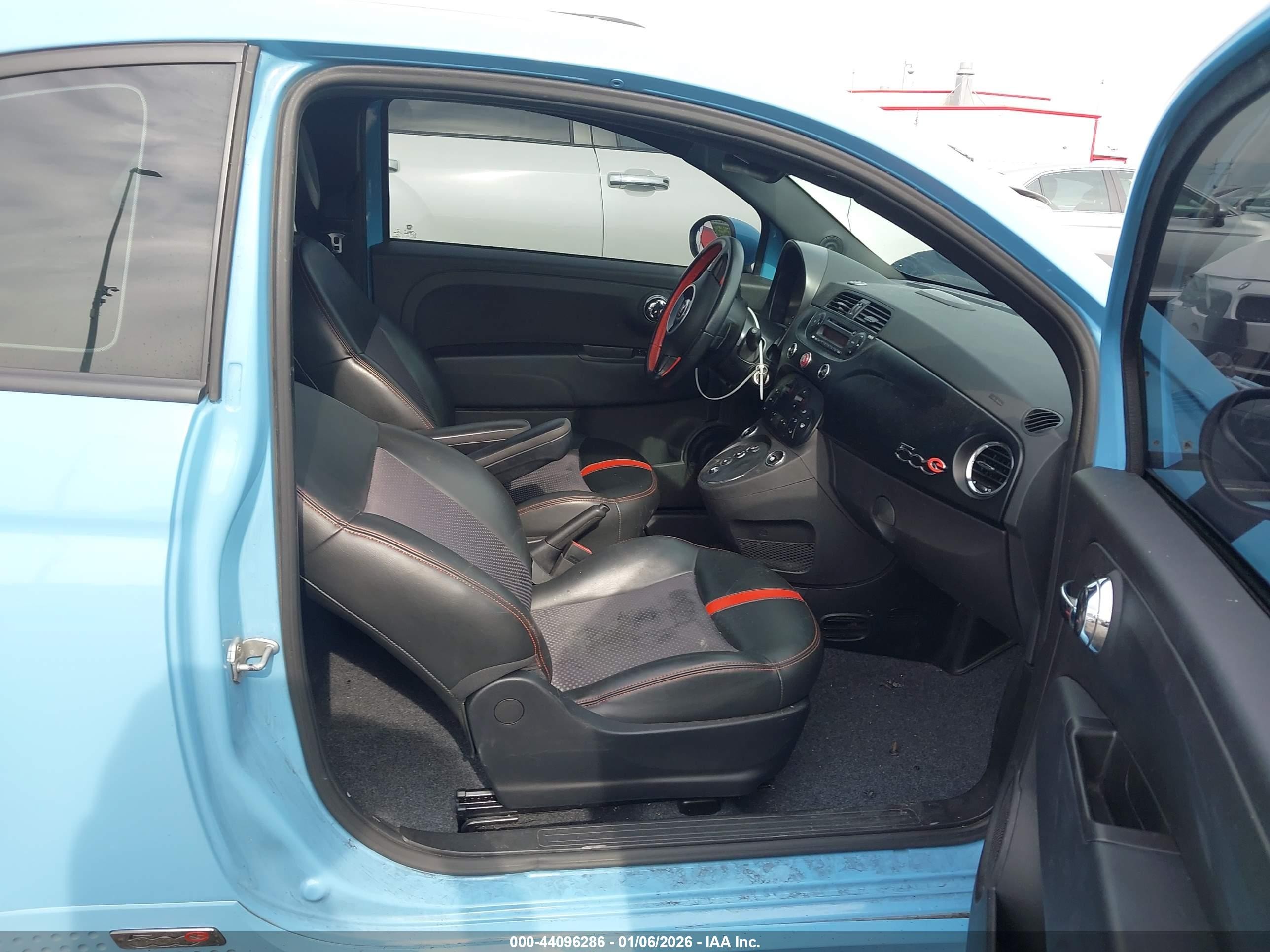 2015 Fiat 500e Battery Electric Blue vin: 3C3CFFGE0FT555501