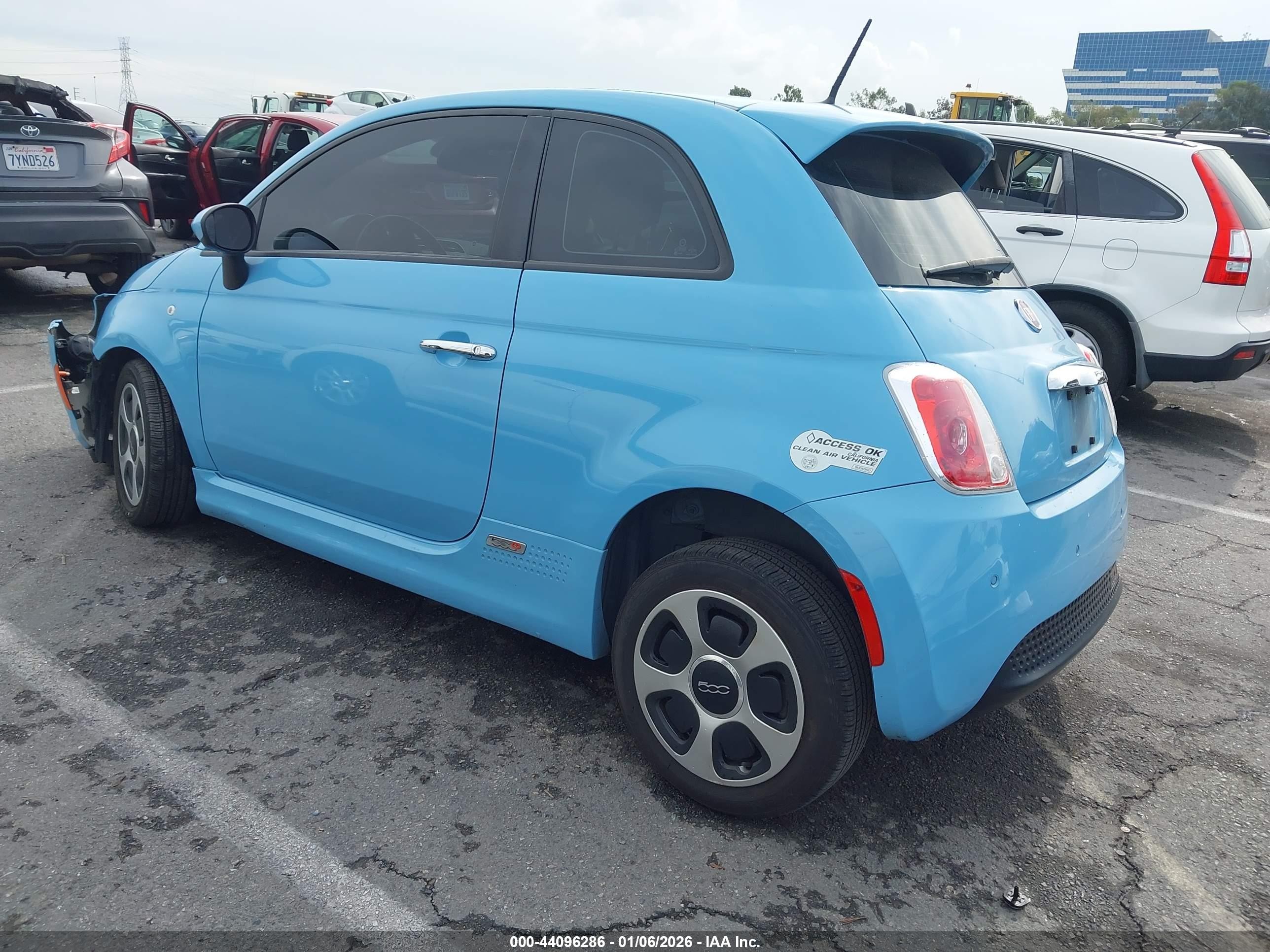 2015 Fiat 500e Battery Electric Blue vin: 3C3CFFGE0FT555501